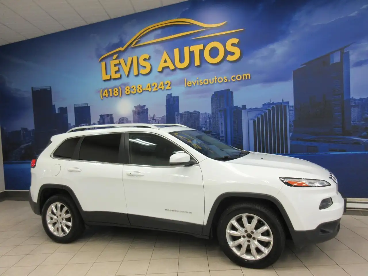 Jeep Cherokee снимка Jeep Cherokee