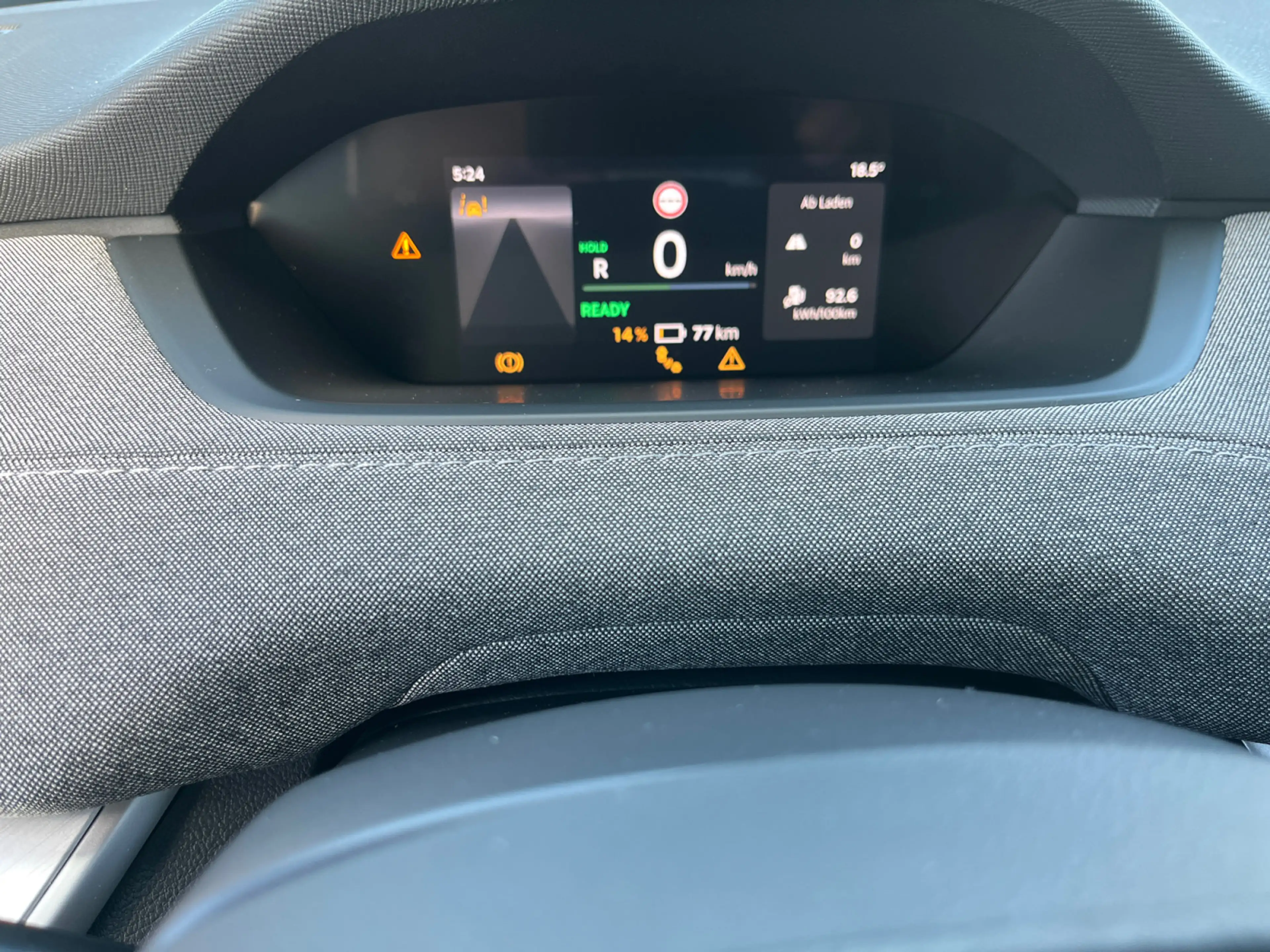 Skoda Enyaq Selection 85 82 kWh 286 PS AHK Plus Paket — photo 9