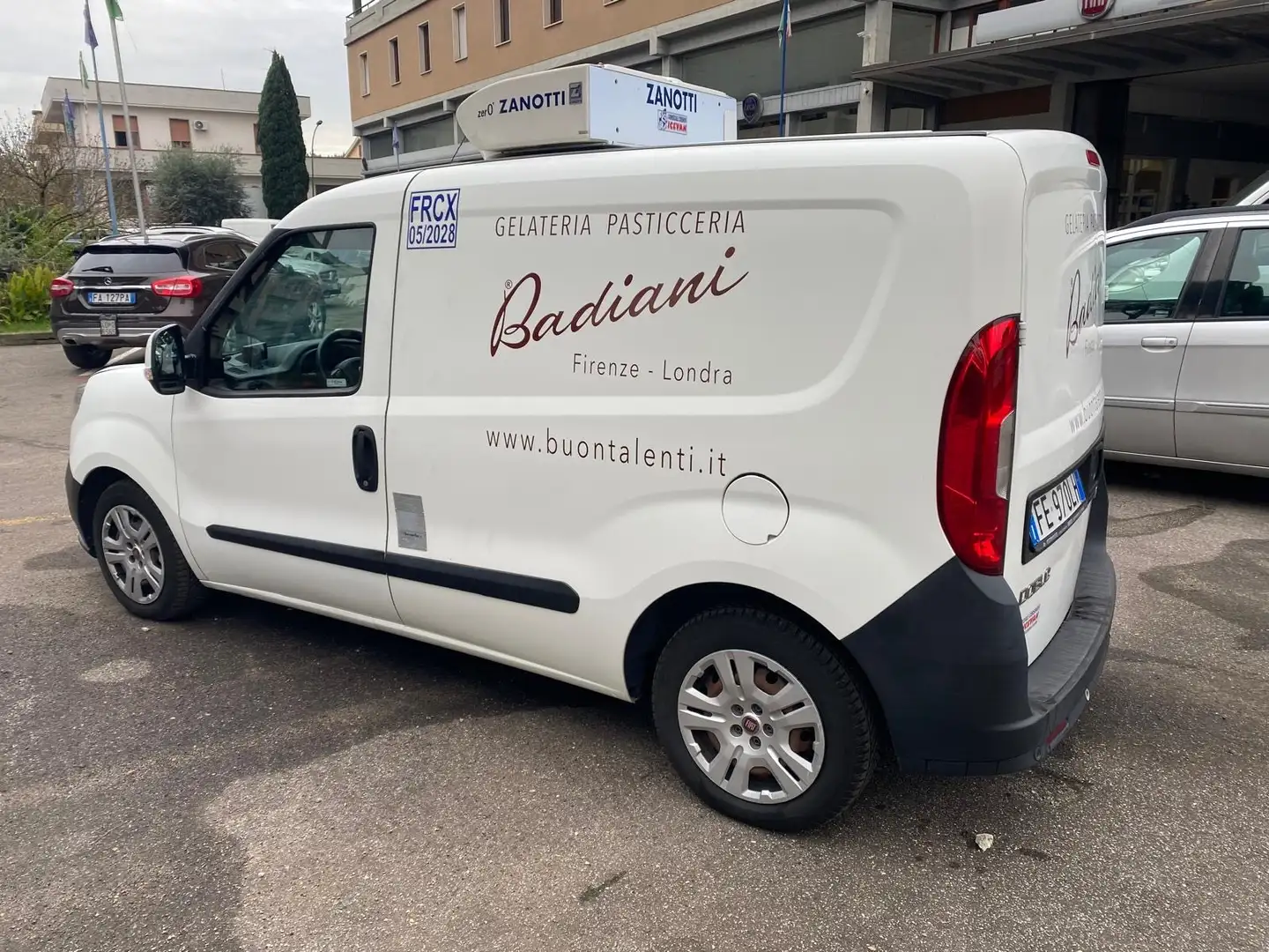 Fiat DOBLO' CARGO SX PLUS 1.6 MJ 105CV E5+ Bianco - 2