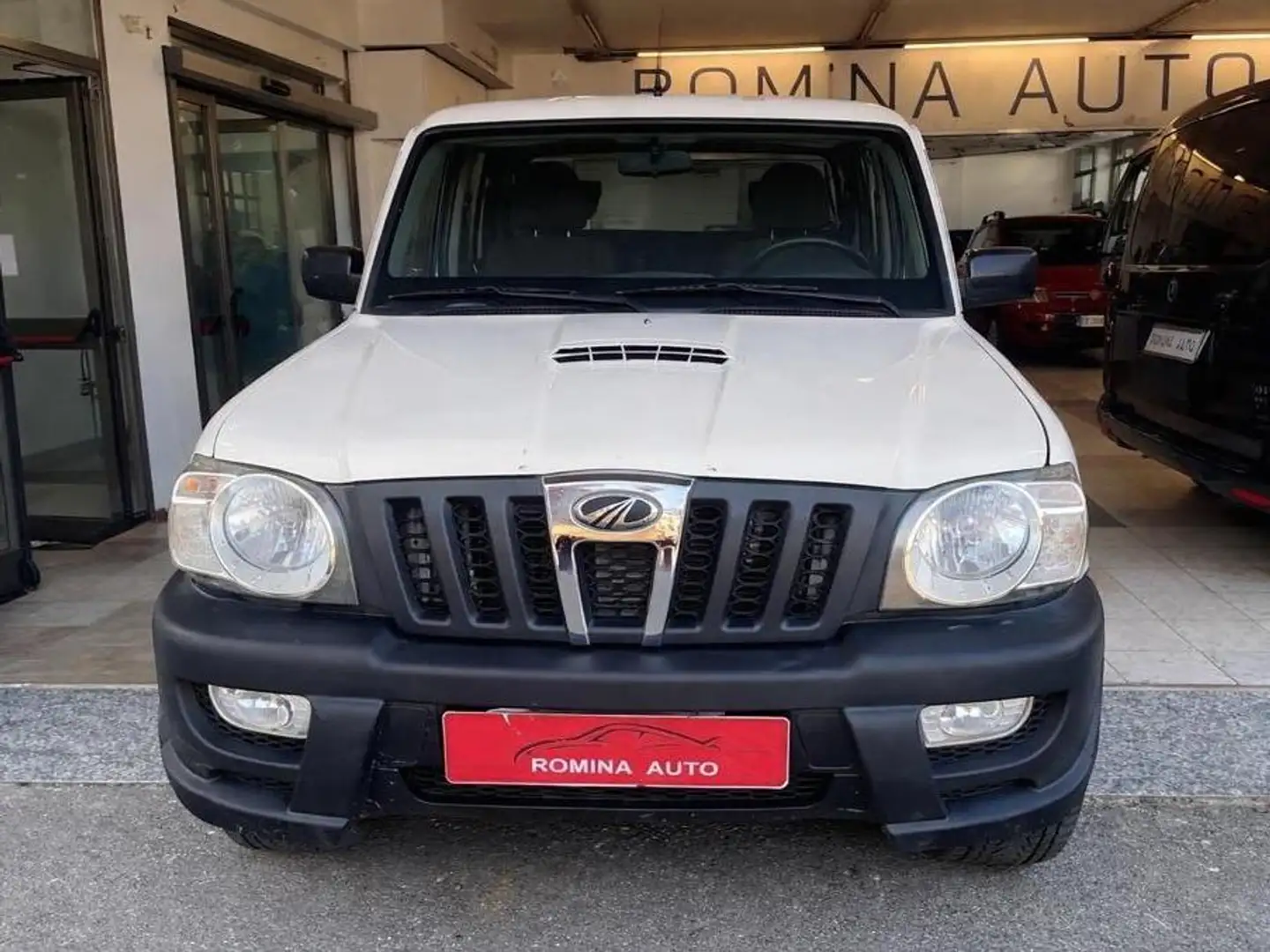 Mahindra Goa Goa Fuoristrada 2.2 mhawk GLX 16v 4wd 5p Weiß - 1