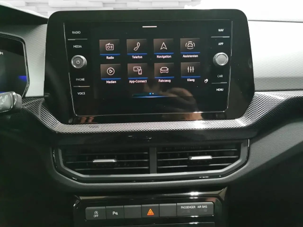 Volkswagen T-Cross 1.0 TSI Life+READY2DISCOVER+LED+RFK+APP 12