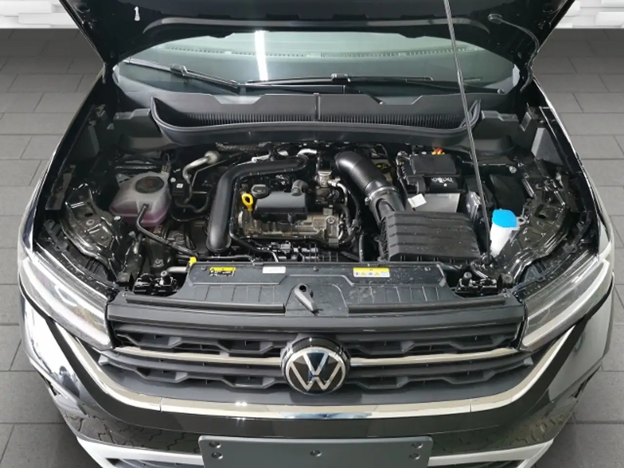Volkswagen T-Cross 1.0 TSI Life+READY2DISCOVER+LED+RFK+APP 17