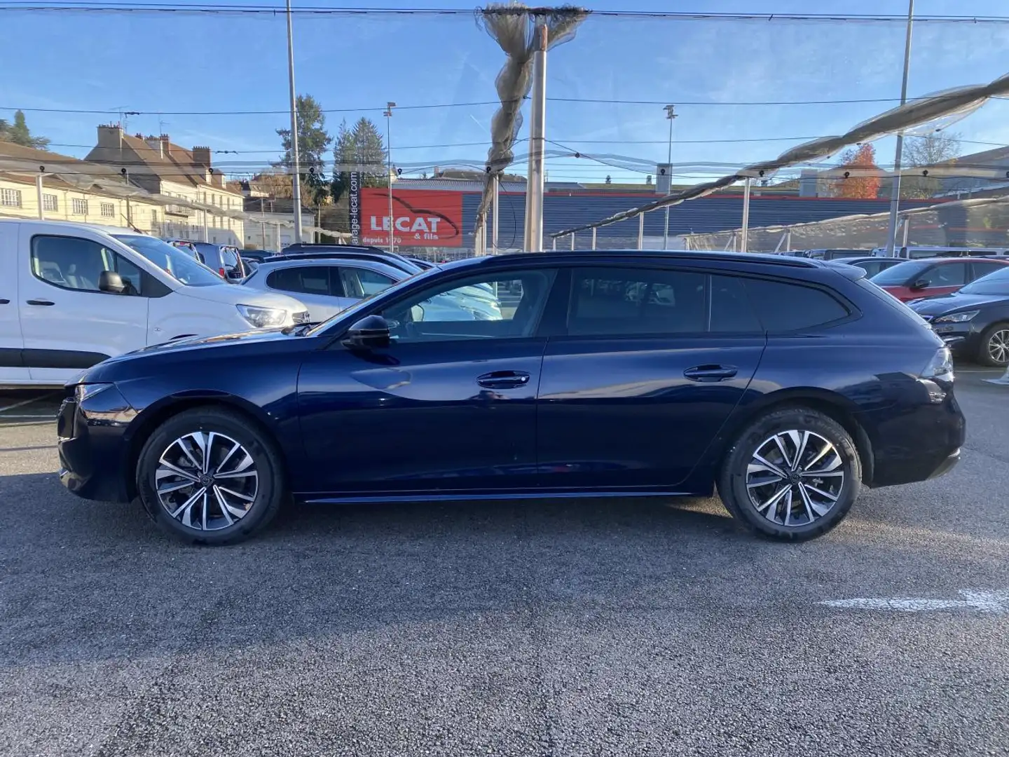 Peugeot 508 II (2) 1.5 BlueHDi S\u0026S 130 EAT8 Allure DRIVE  Bleu - 2