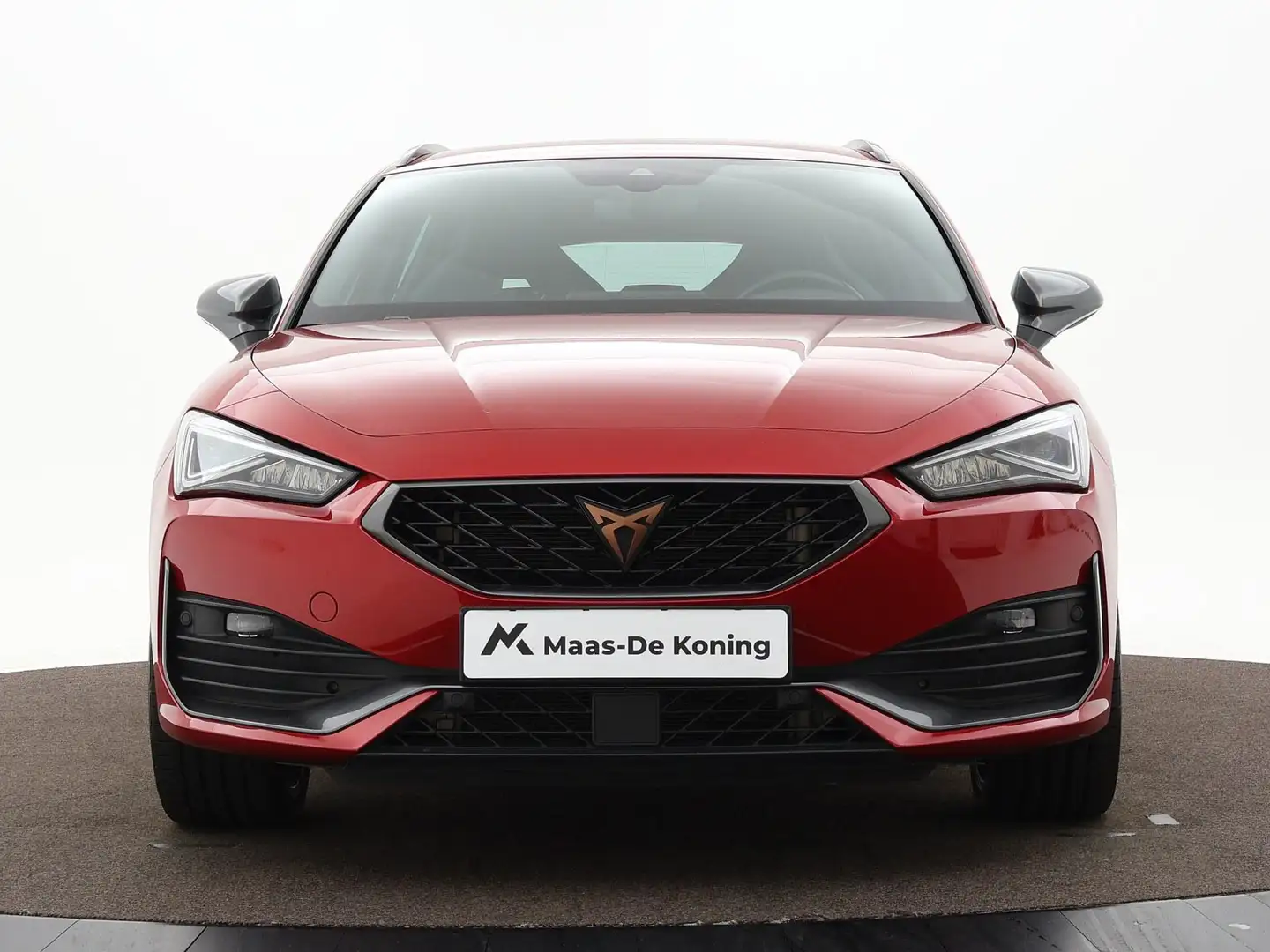 CUPRA Leon Sportstourer 1.4 245pk DSG e-Hybrid VZ Performance Rood - 2