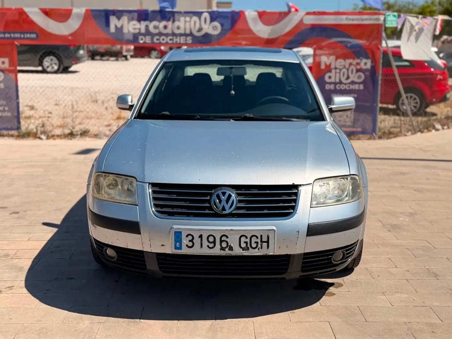 Volkswagen Passat 1.9TDI Comfortline 130 Gris - 2
