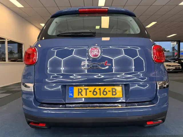 Fiat 500l view 3