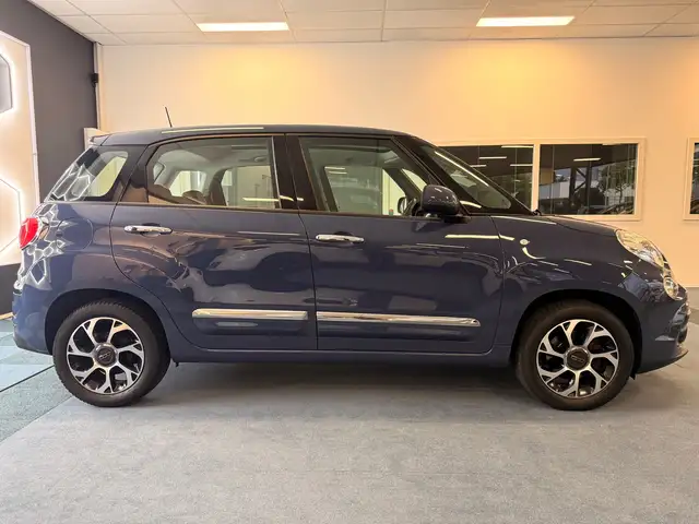 Fiat 500l view 4