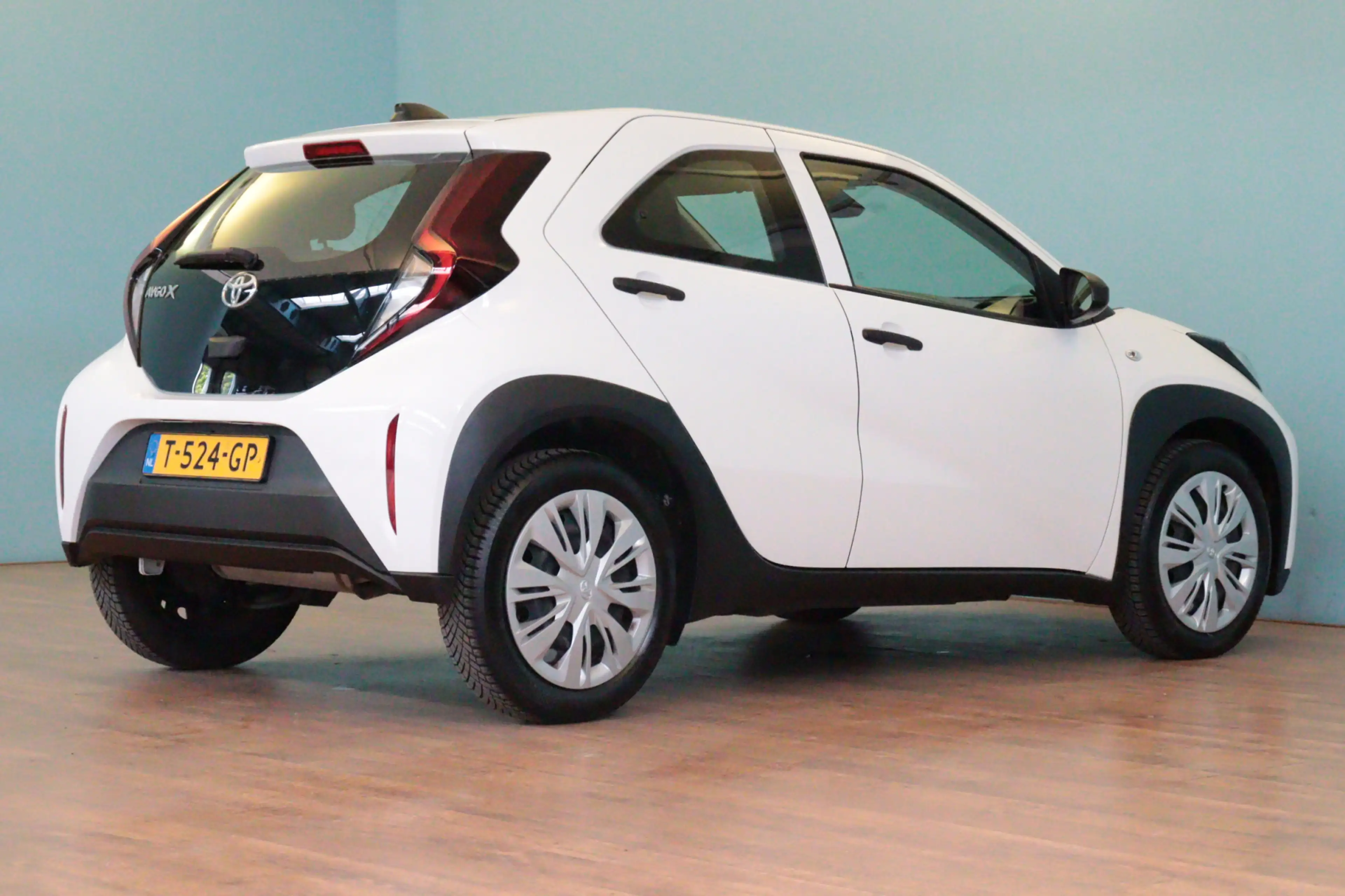 Toyota Aygo X 1.0 VVT-i MT | APPCONNECT | AIRCO | ADAP CRUISE | — photo 3