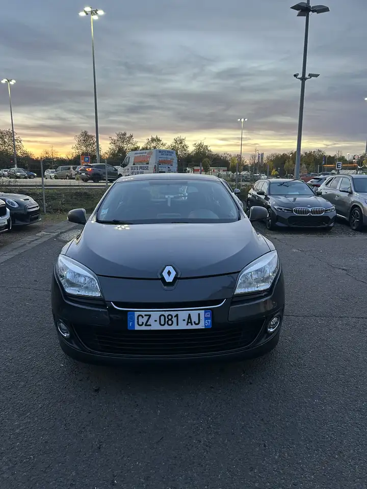 Renault Megane ENERGY TCe 115 Start \u0026 Stop Dynamiq