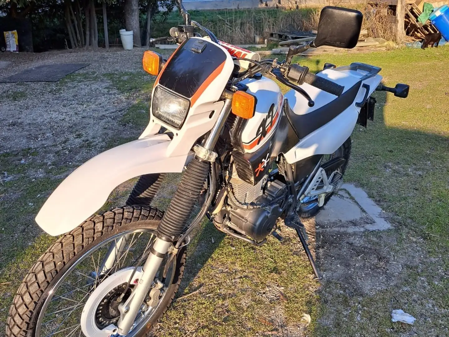Yamaha XT 600 bijela - 2