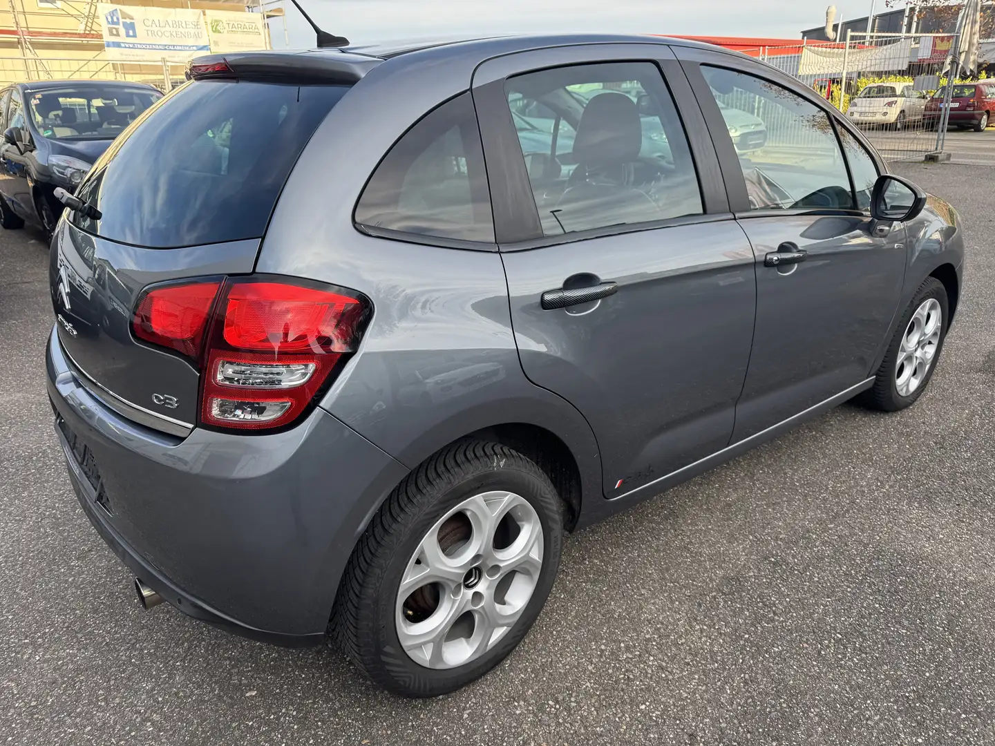 Citroen C3 Exclusive-Vollleder TÜV bis 05.2027 Grau - 2