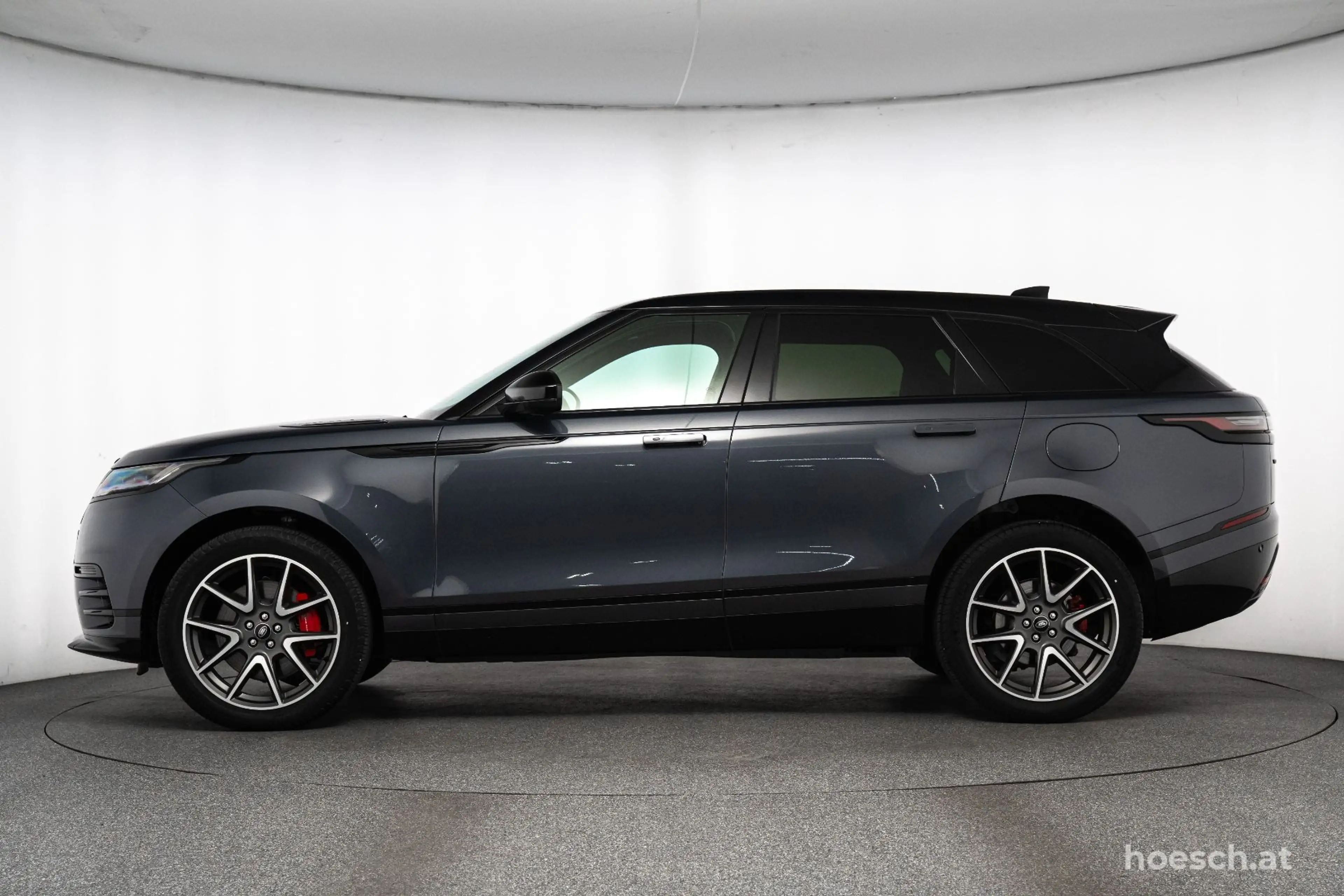 Land Rover Range Rover Velar P400e Dynamic HSE 21" BLACK PANO DYNAMIC ++ — photo 3