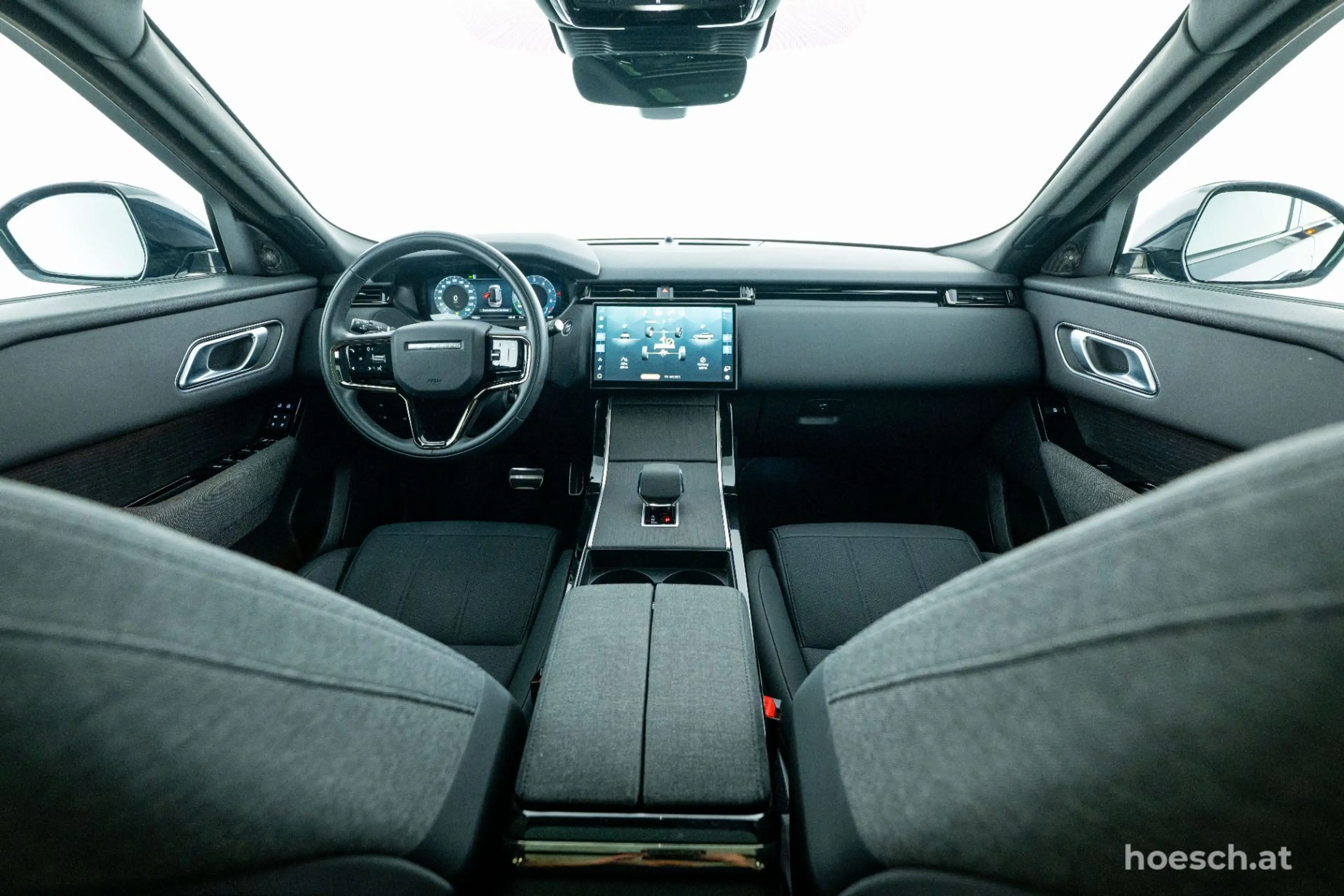 Land Rover Range Rover Velar P400e Dynamic HSE 21" BLACK PANO DYNAMIC ++ — photo 5