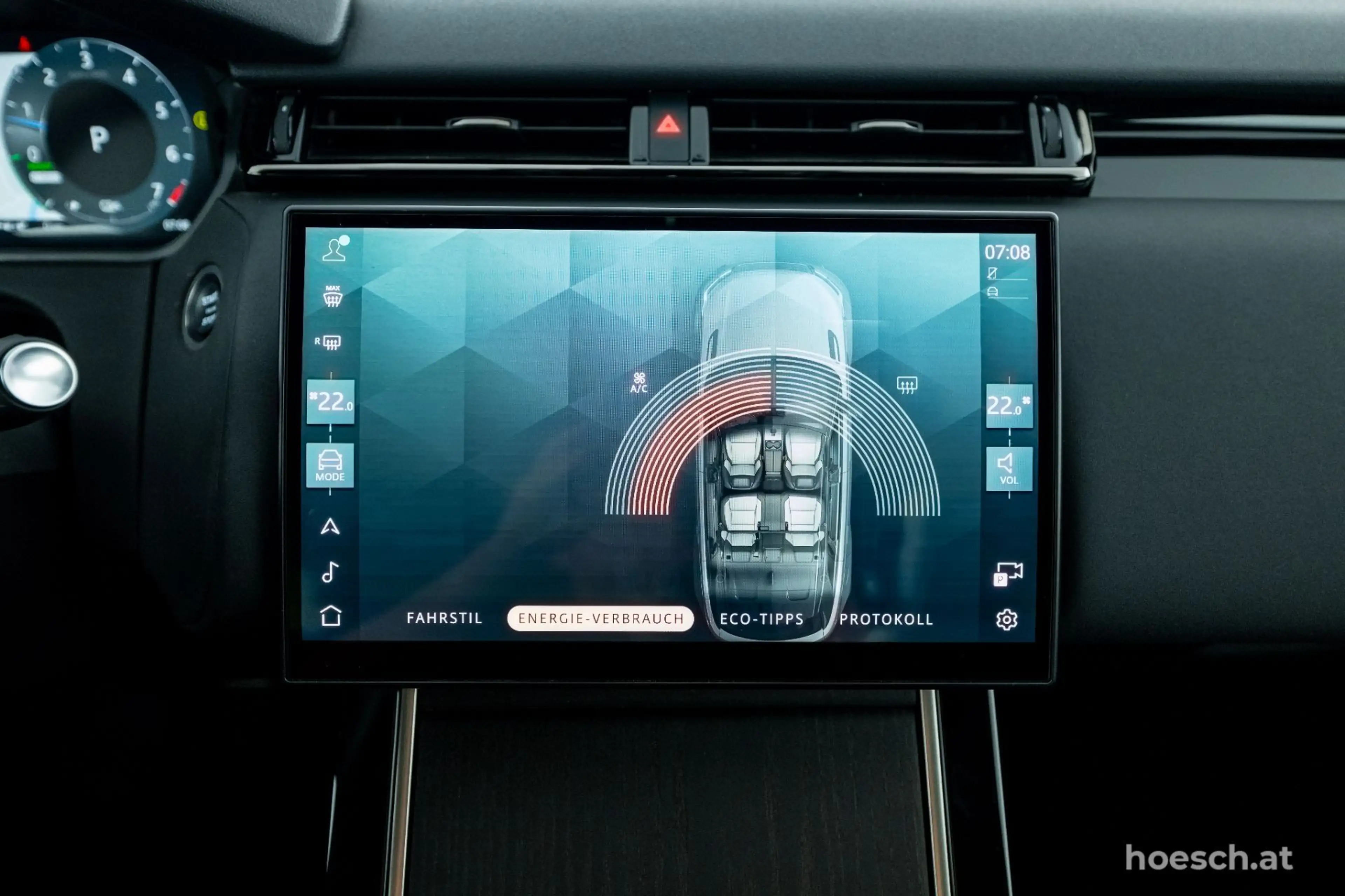 Land Rover Range Rover Velar P400e Dynamic HSE 21" BLACK PANO DYNAMIC ++ — photo 15