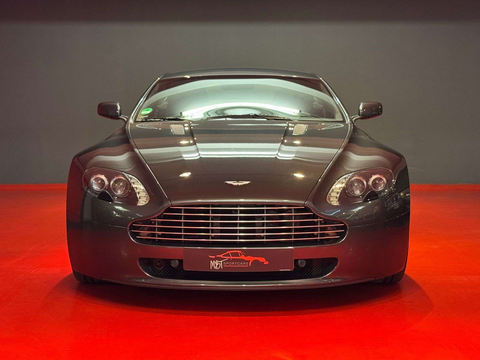Second hand Aston Martin V8 