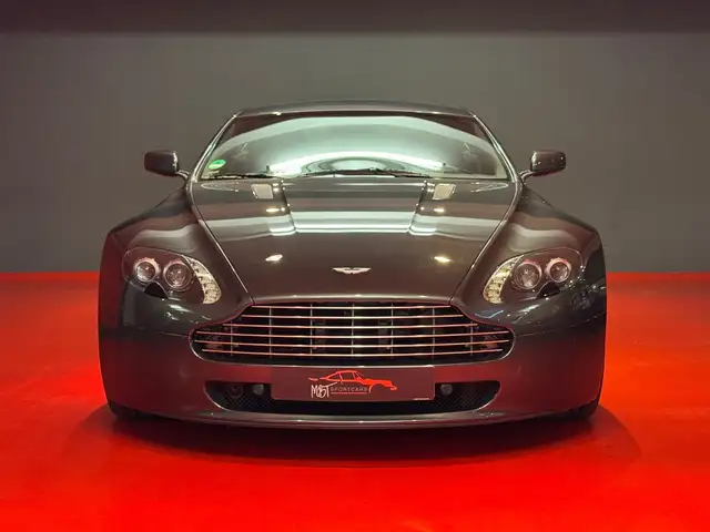 Aston Martin V8 /4.7 V8 426PS/SPORTSHIFT/COUPÉ/DEUTSCH