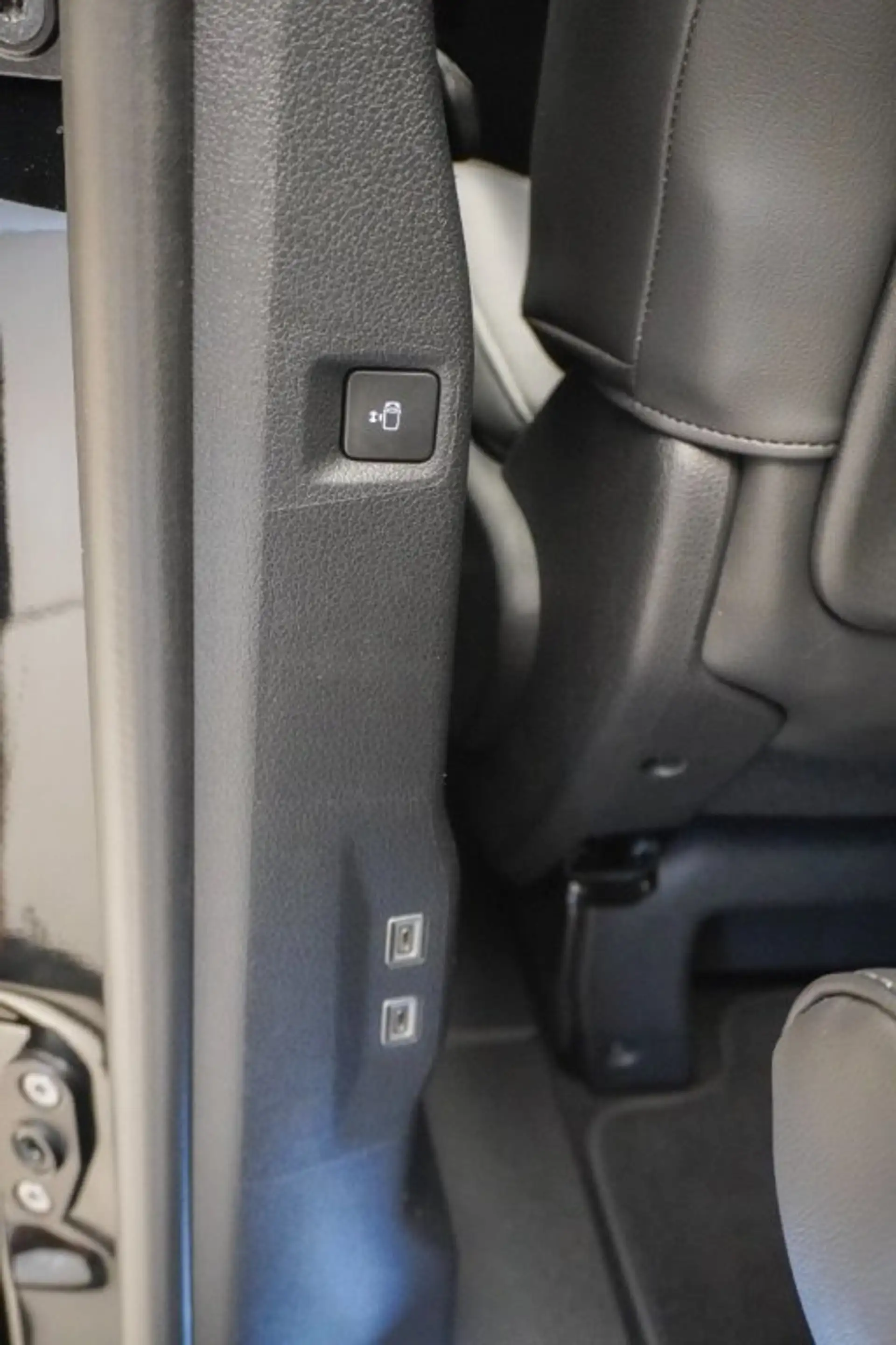Citroen Spacetourer LÄNGE M BlueHDi 180 S&S EAT8 Business Lounge — photo 14