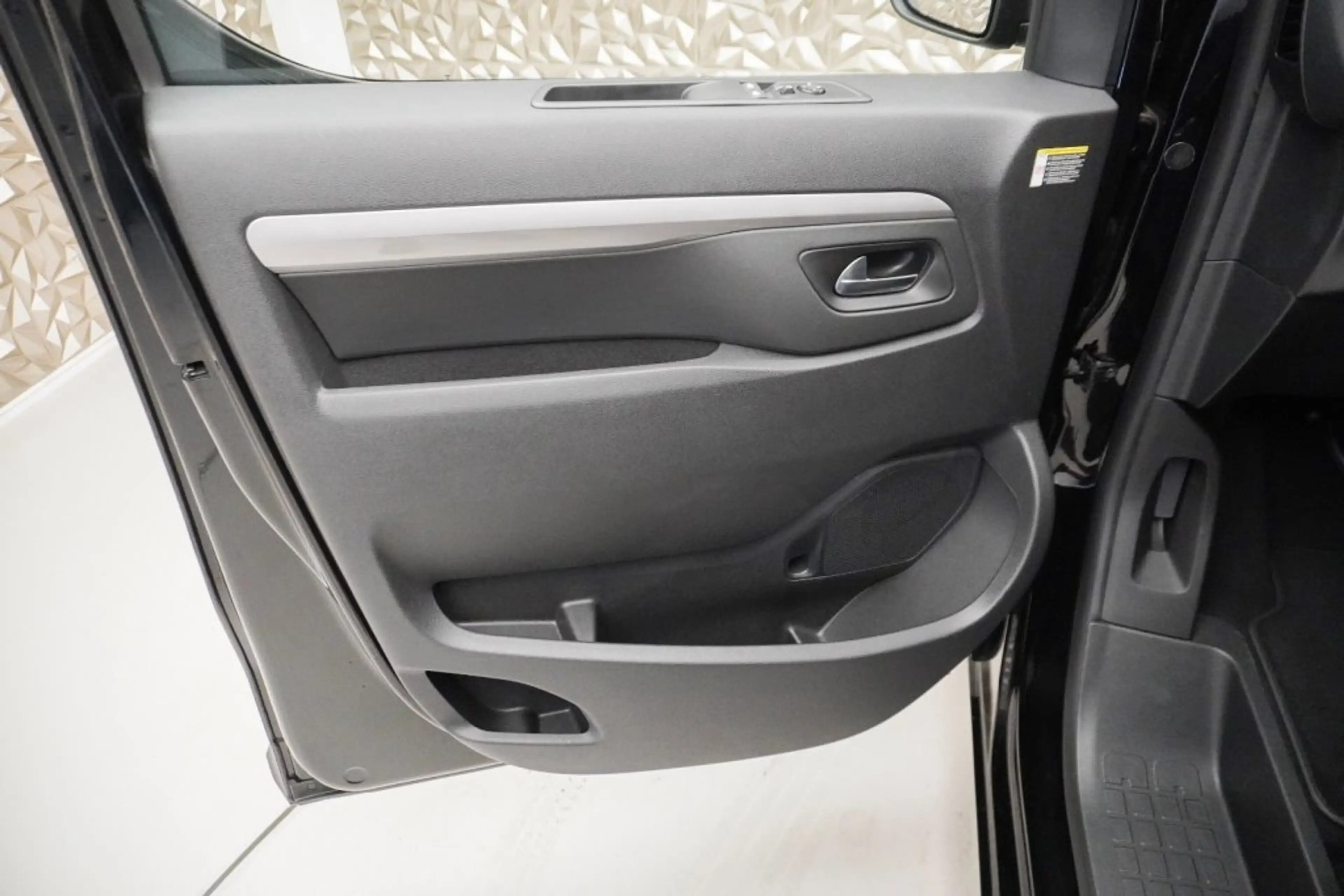 Citroen Spacetourer LÄNGE M BlueHDi 180 S&S EAT8 Business Lounge — photo 10