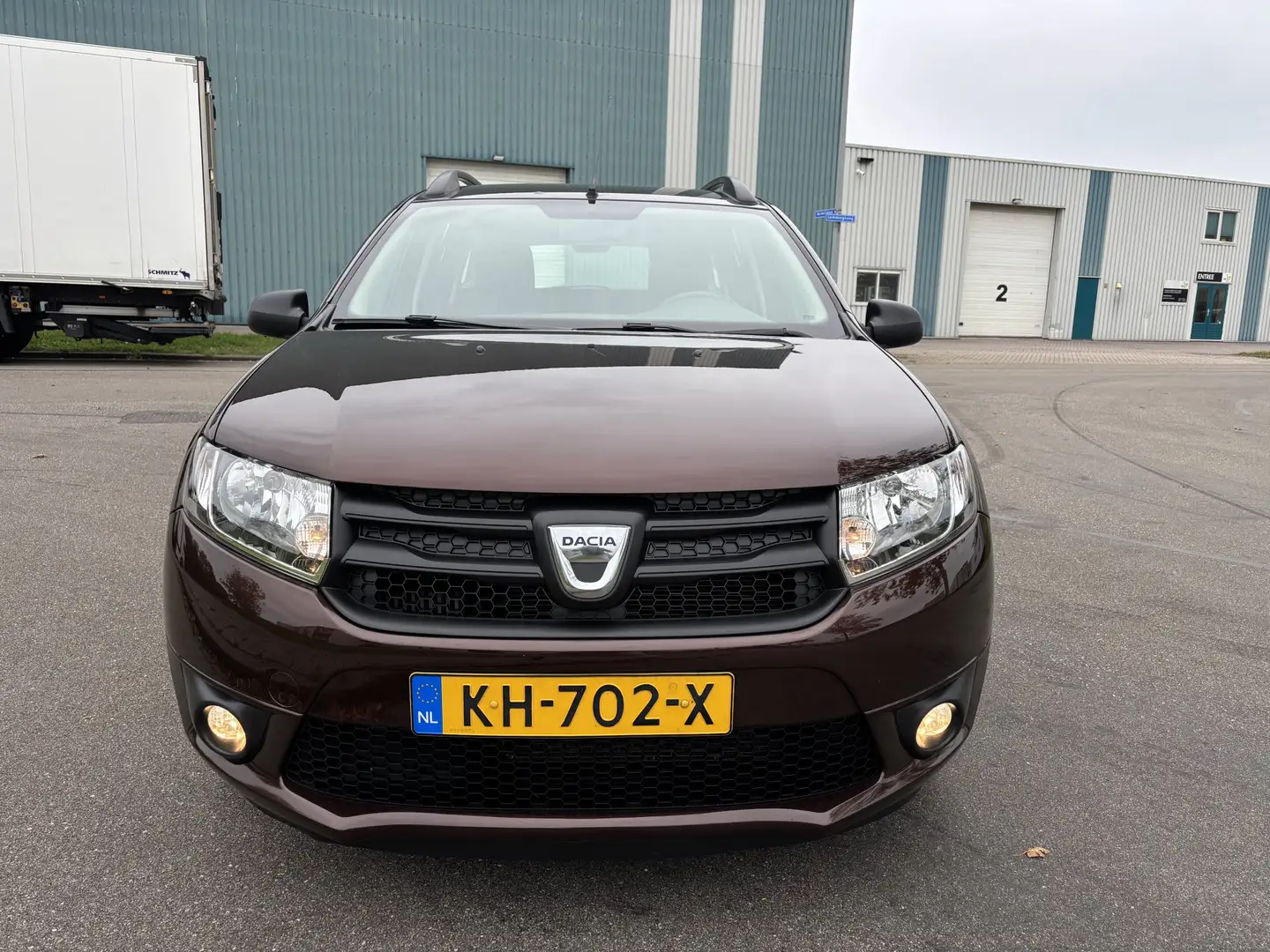 Dacia Logan MCV 0.9 TCe S&S Robust 90 PK. Slechts 102.000 KM ! Bruin - 2
