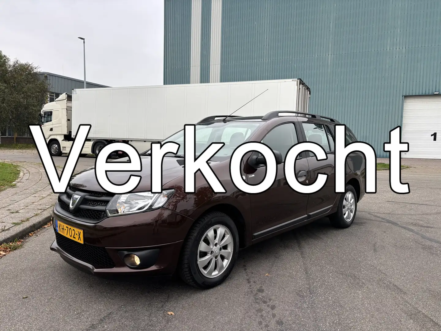 Dacia Logan MCV 0.9 TCe S&S Robust 90 PK. Slechts 102.000 KM ! Bruin - 1