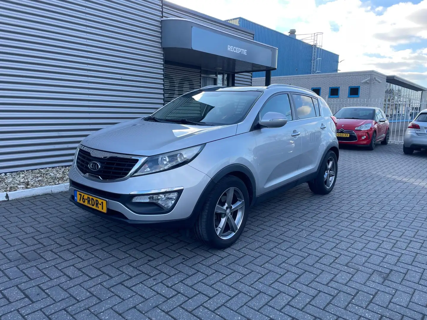 Kia Sportage 1.6 GDI X-ecutive Plus Pack Grau - 1