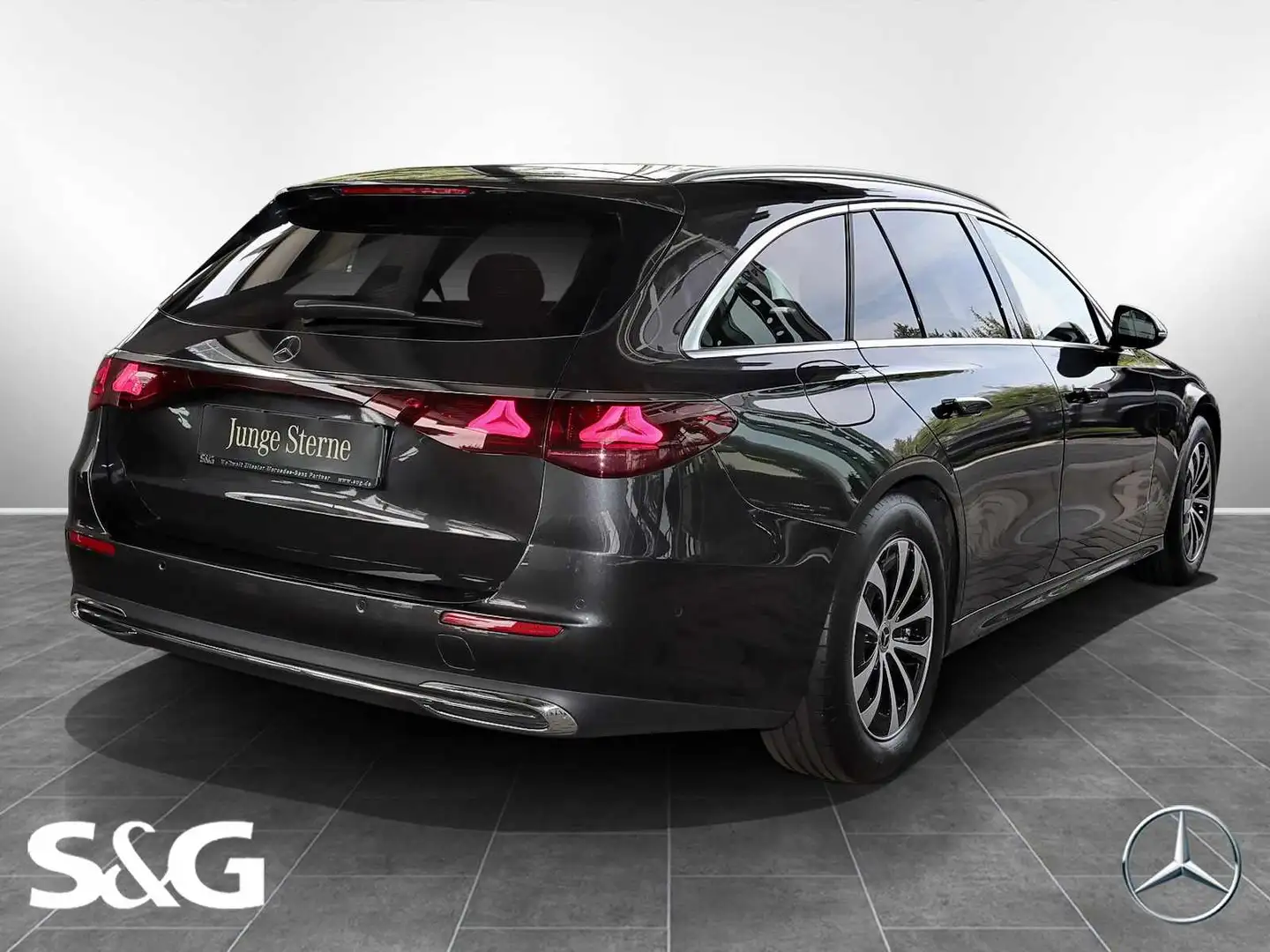 Mercedes-Benz E 220 d T AVANTGARDE DISTRONIC+KAMERA+17 ZOLL Grijs - 2