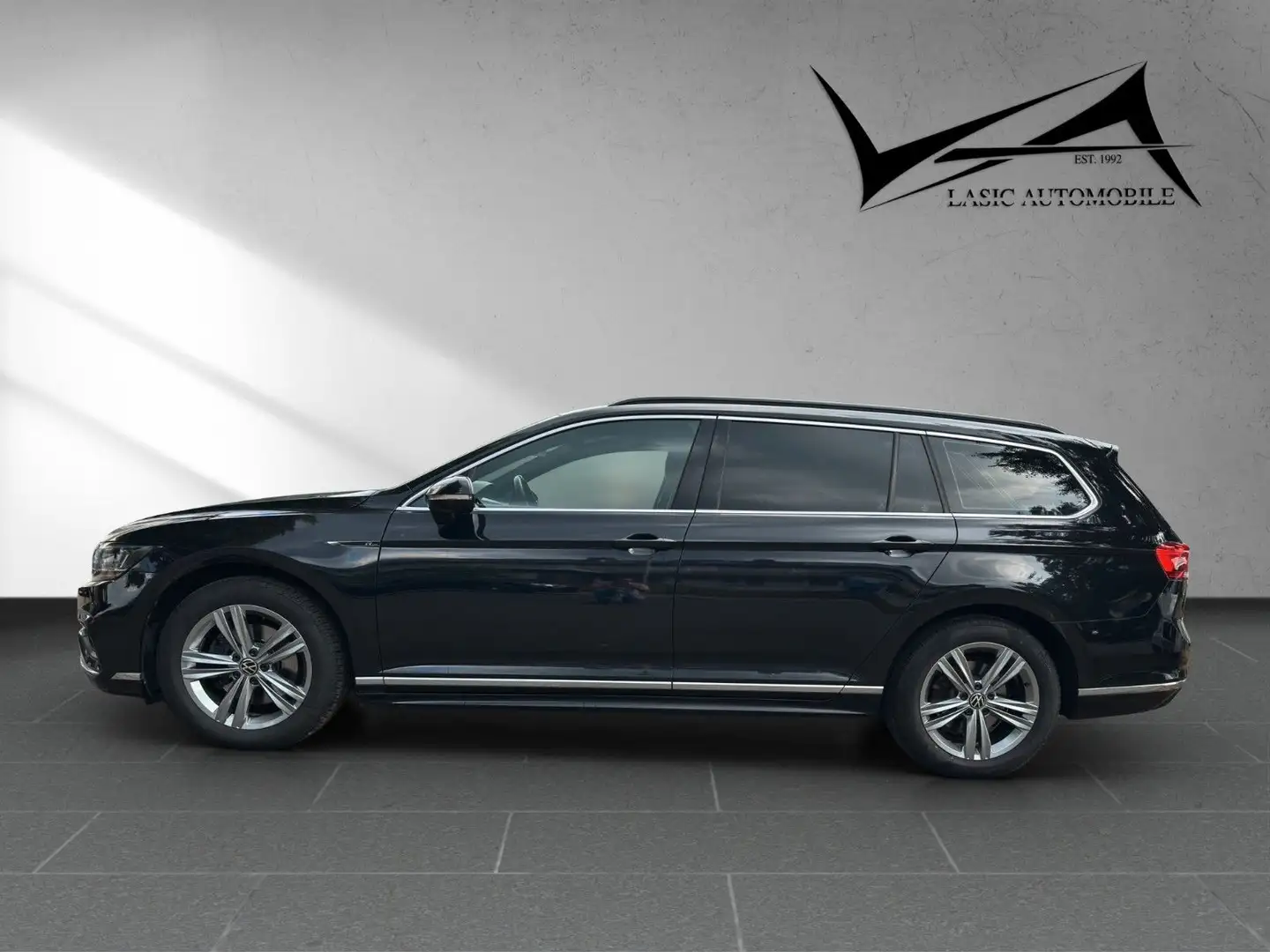 Volkswagen Passat Variant Business 2.0 TDI DSG R line Noir - 2