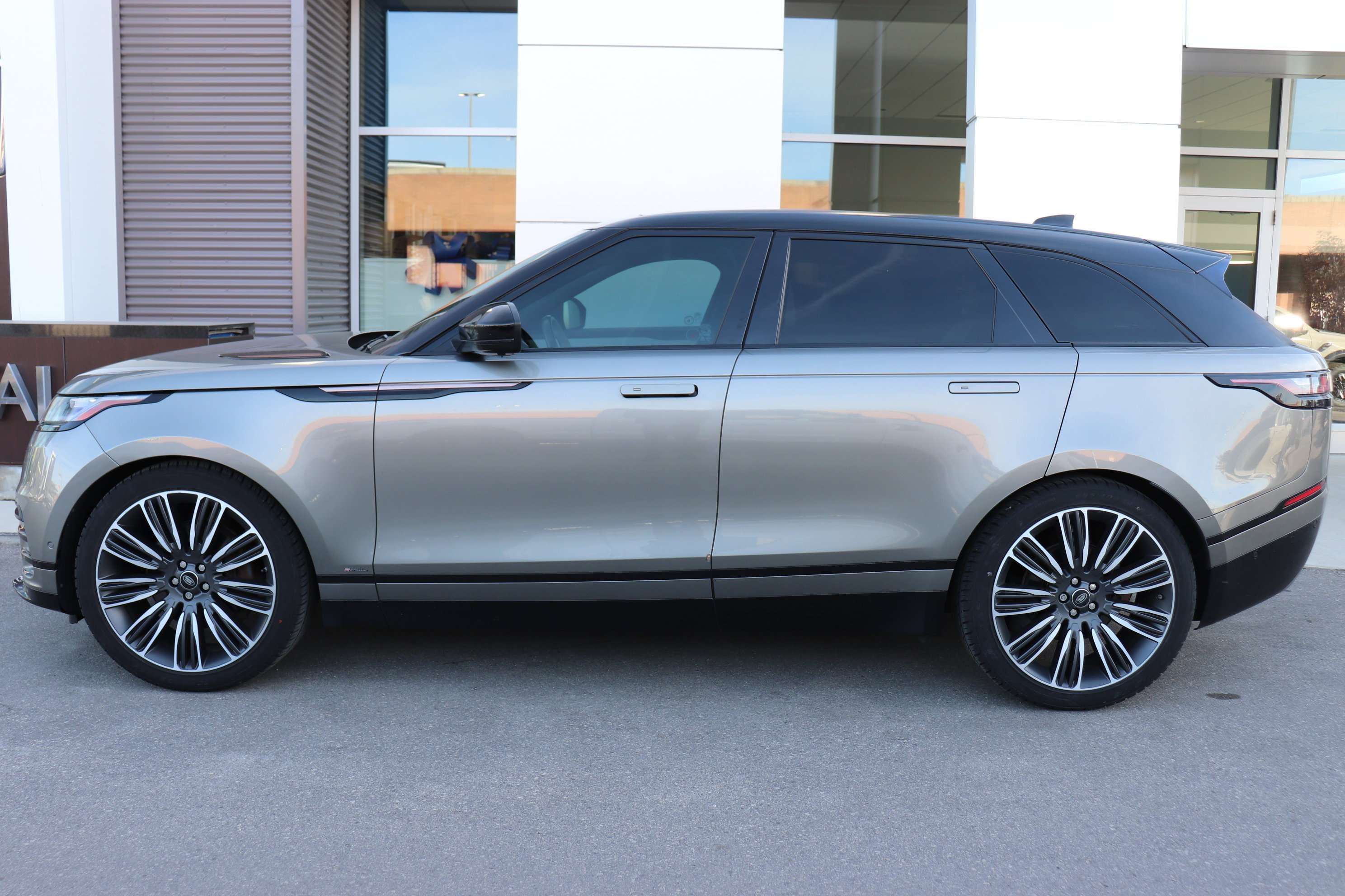 2018 Land Rover Range Rover Velar R-Dynamic HSE — снимка 3