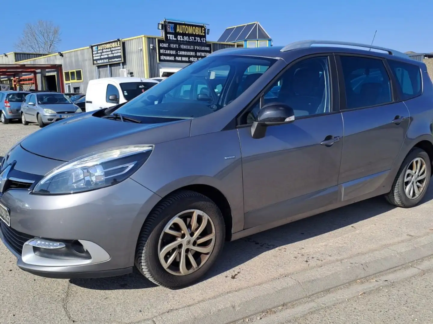 Renault Grand Scenic Grand Scénic III 1.5 dCi Energy eco2 110 cv Edition Limited 7 places Gris - 1