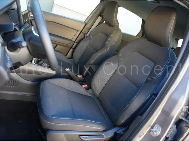 Renault Captur view 7