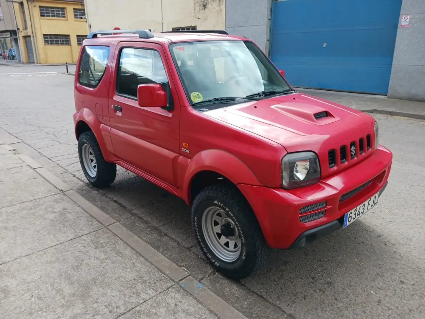 Suzuki Jimny 1.5DDiS JLX Techo Metálico Roşu - 1