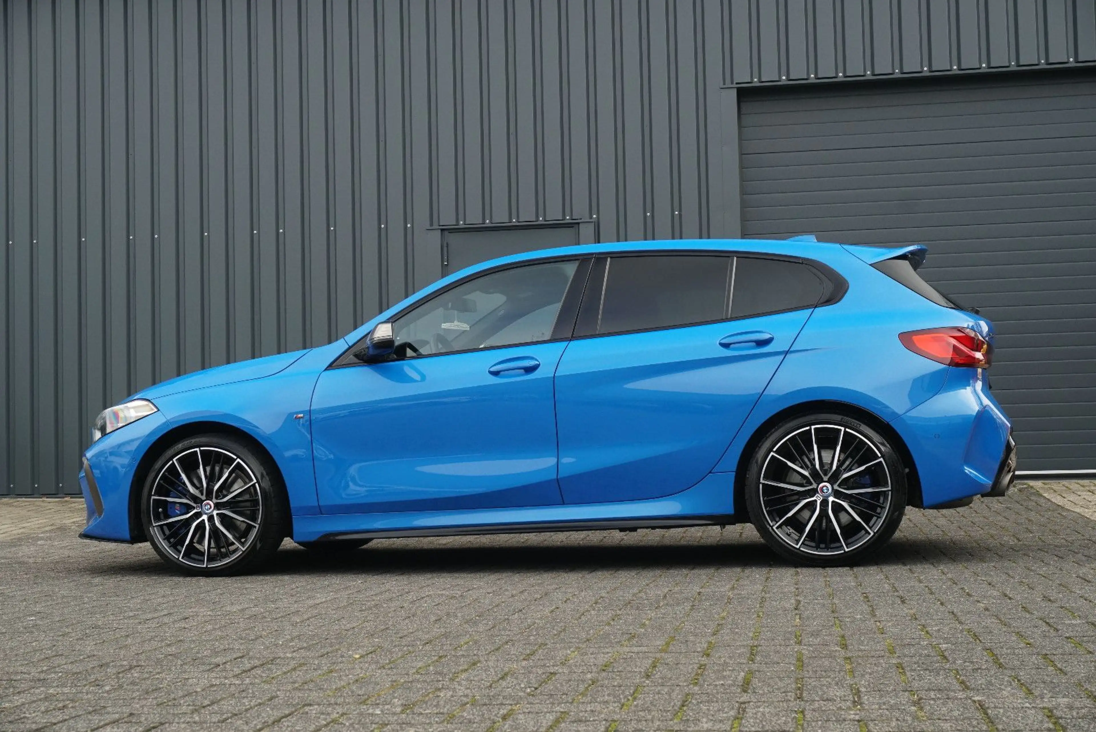 BMW 135 i xD HUD Schalensitz E.Klappe Kamera H/K ACC — photo 4