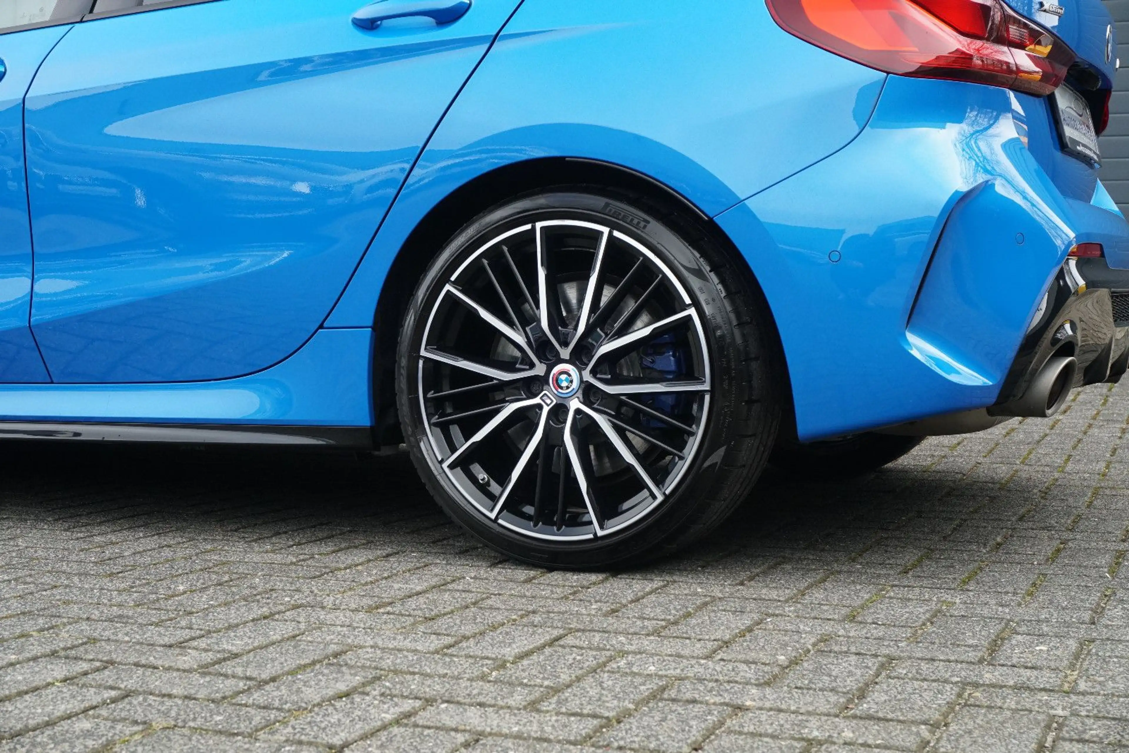 BMW 135 i xD HUD Schalensitz E.Klappe Kamera H/K ACC — photo 15