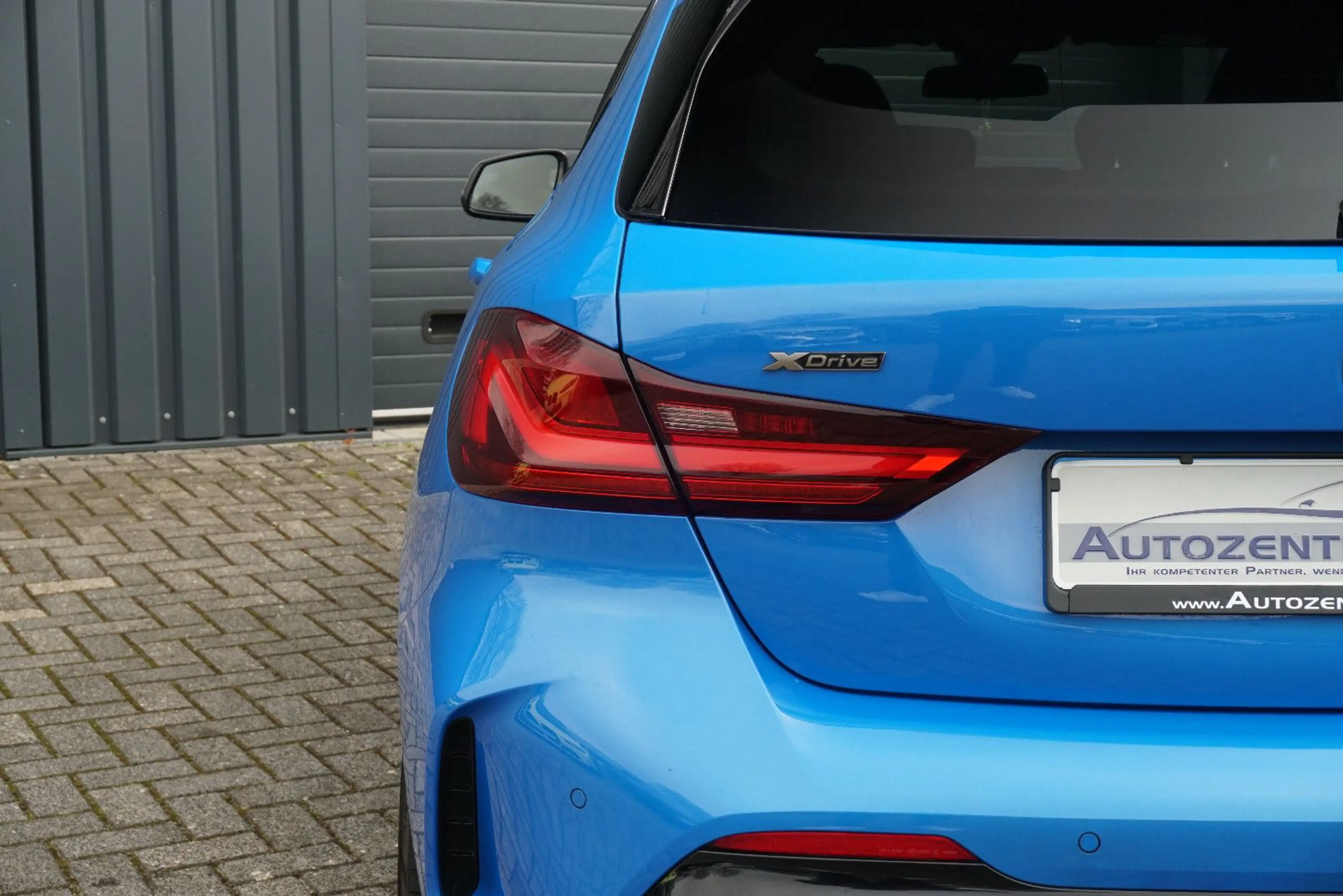 BMW 135 i xD HUD Schalensitz E.Klappe Kamera H/K ACC — photo 14
