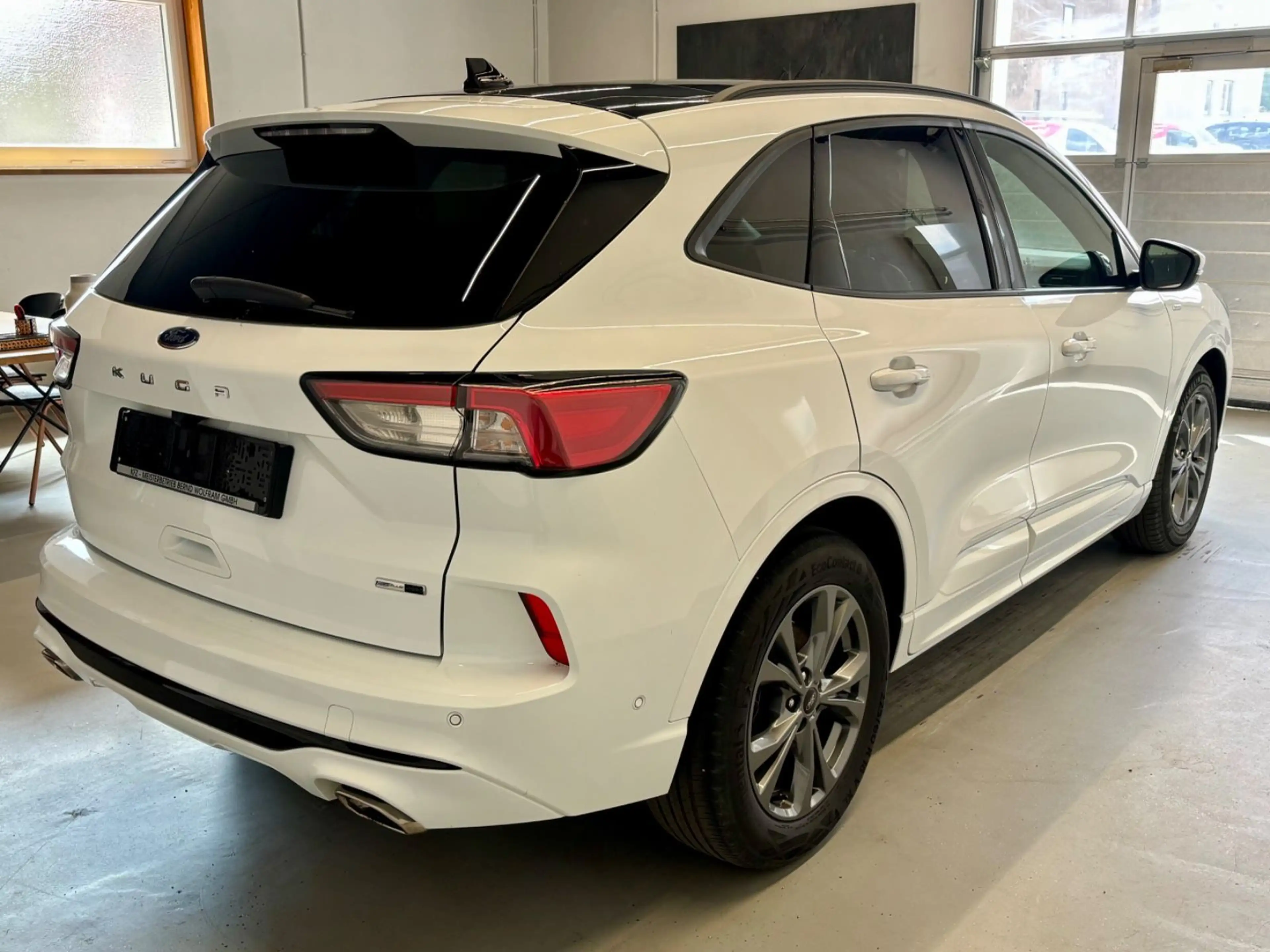 Ford Kuga 2.0 EcoBlue Hybrid ST-Line X — photo 6