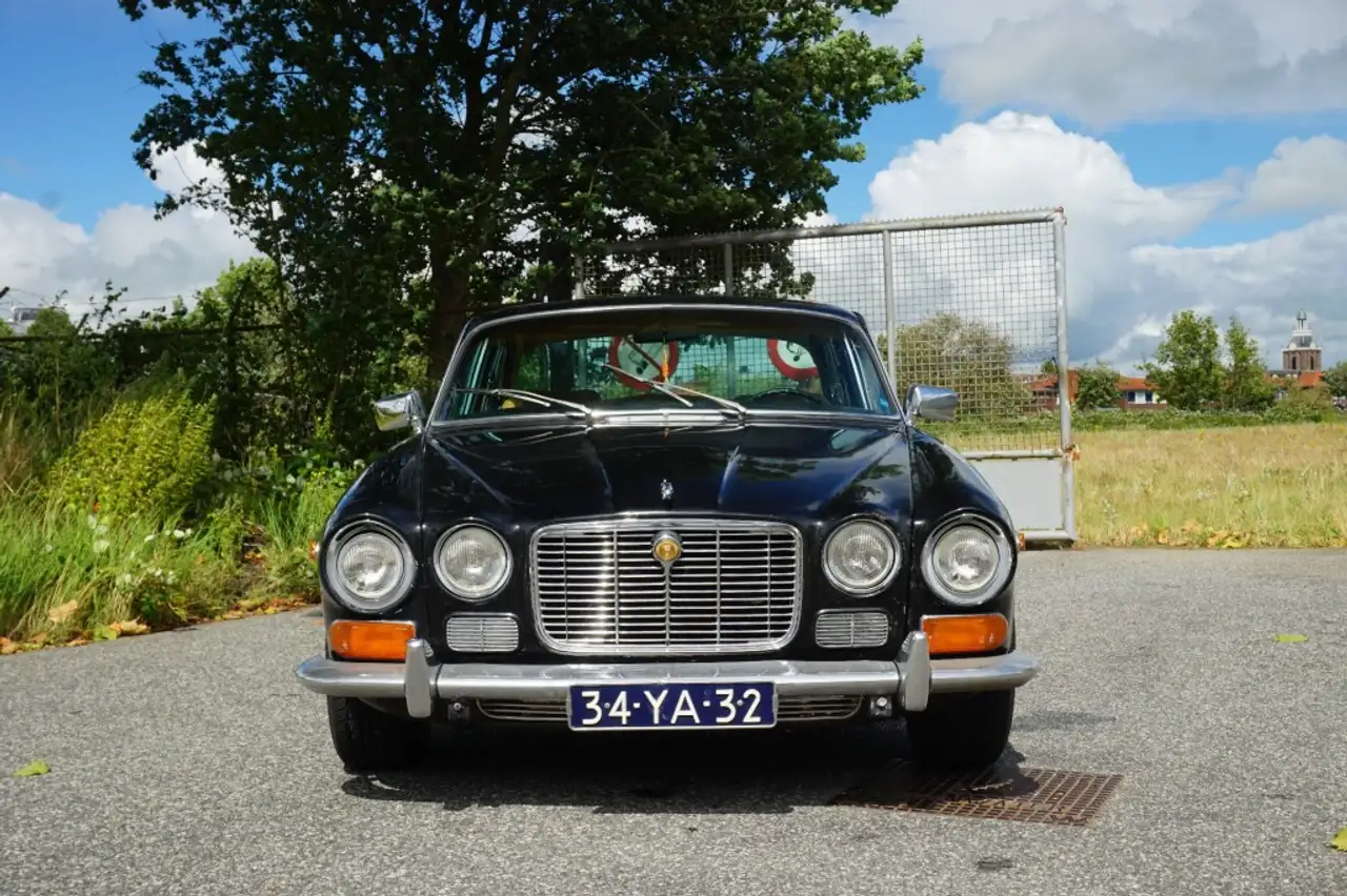 Jaguar XJ 4.2 Automaat, foto 2
