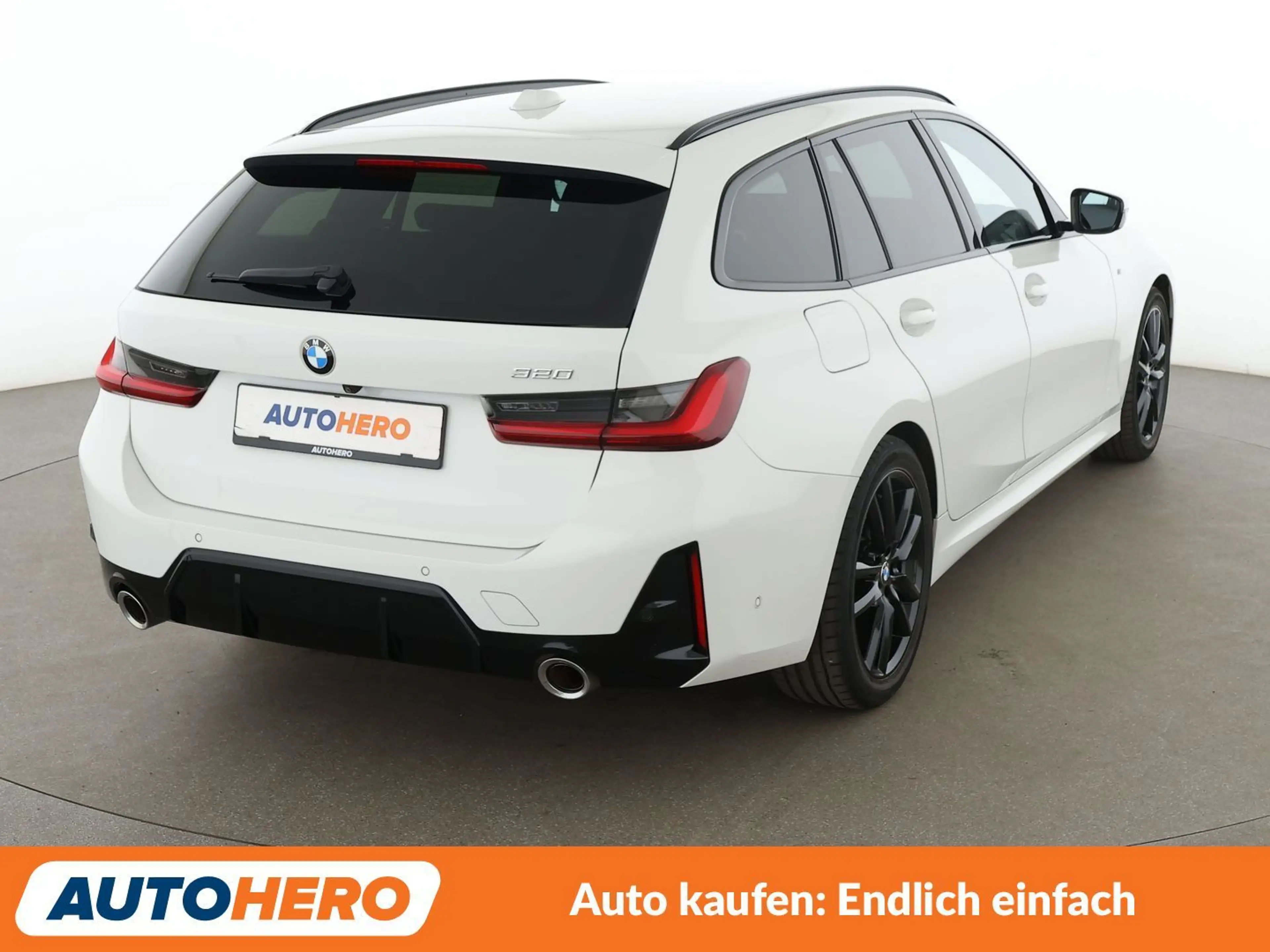 BMW 320 320i M Sport — photo 6