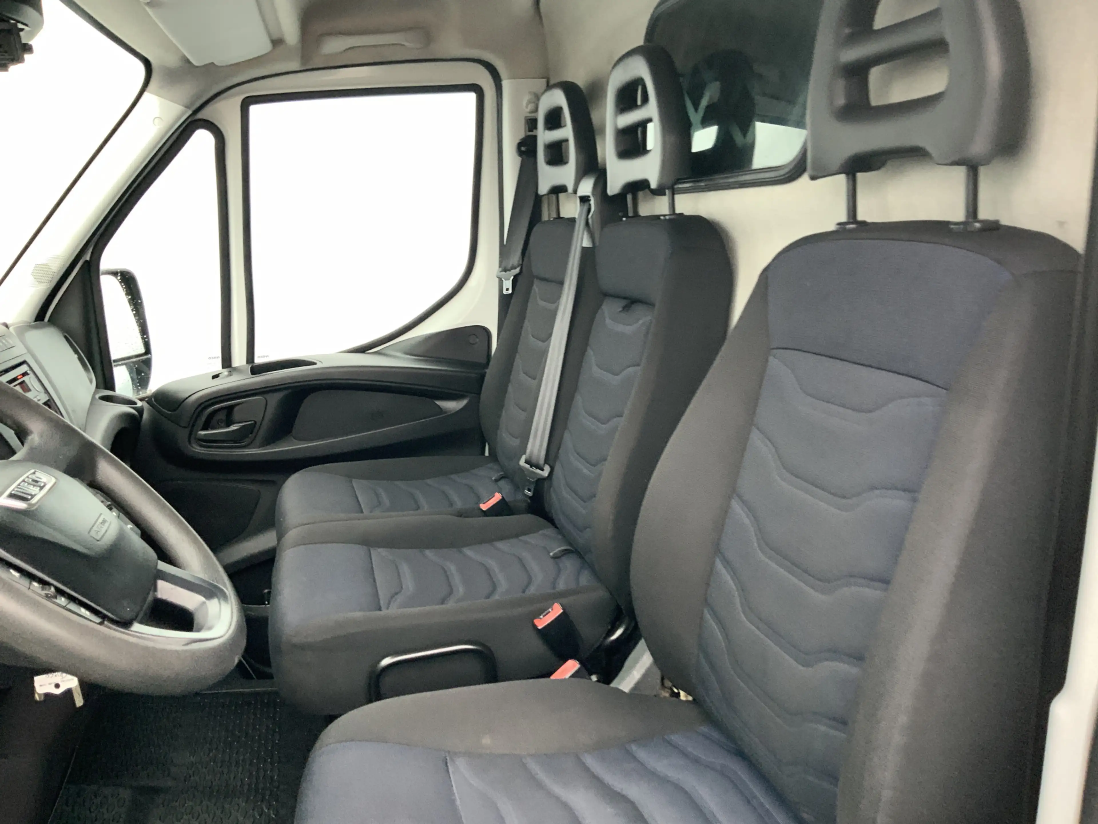 Iveco Daily 35S16V 2.3 410 H2 Maxi Automaat 3 Zits Airco Opsta — photo 9