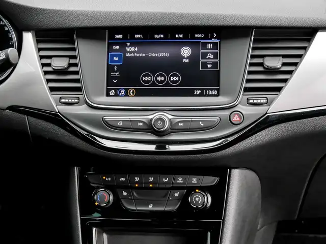 Opel Astra view 7