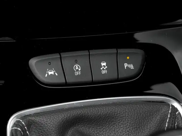 Opel Astra view 11