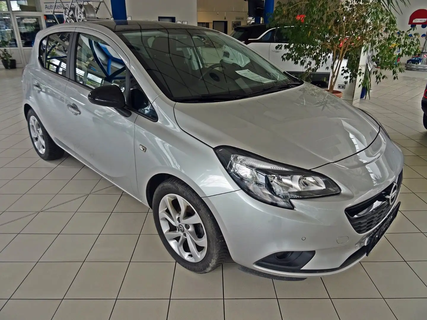 Opel Corsa E Color Edition Argent - 1