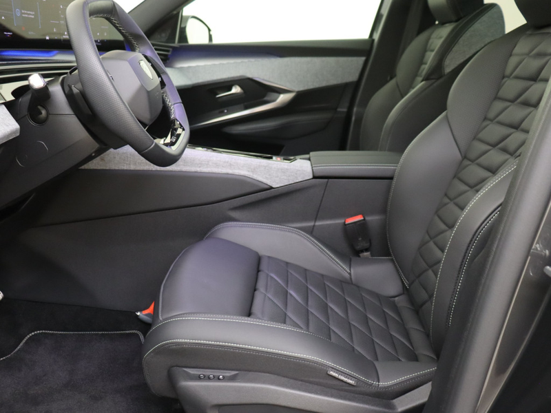 Peugeot 5008 e-5008 GT Exclusive 73 kWh 7p NIEUWE AUTO MET VOOR — photo 3