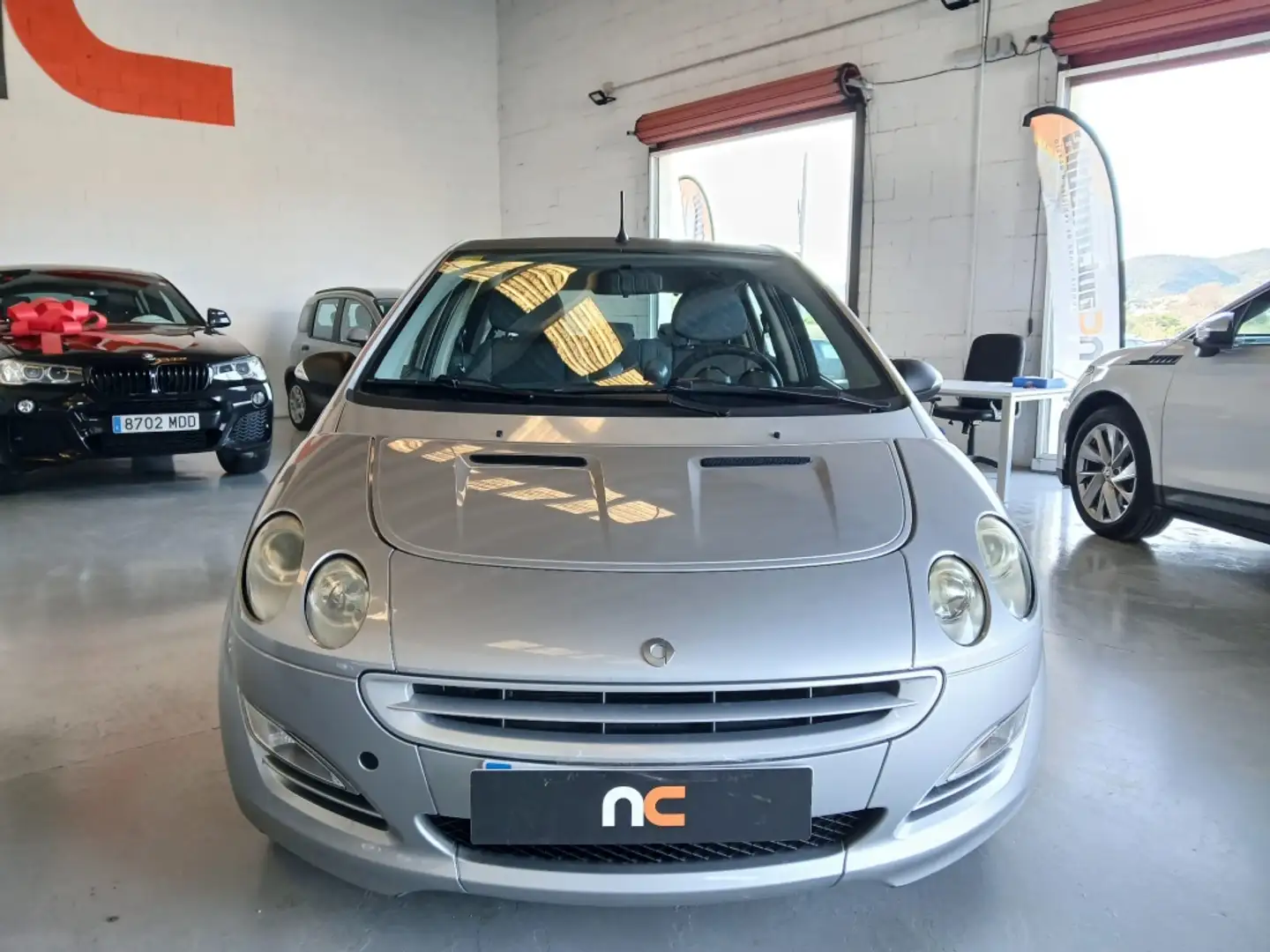 smart forFour Pequeño Manual de 5 Puertas Plateado - 2