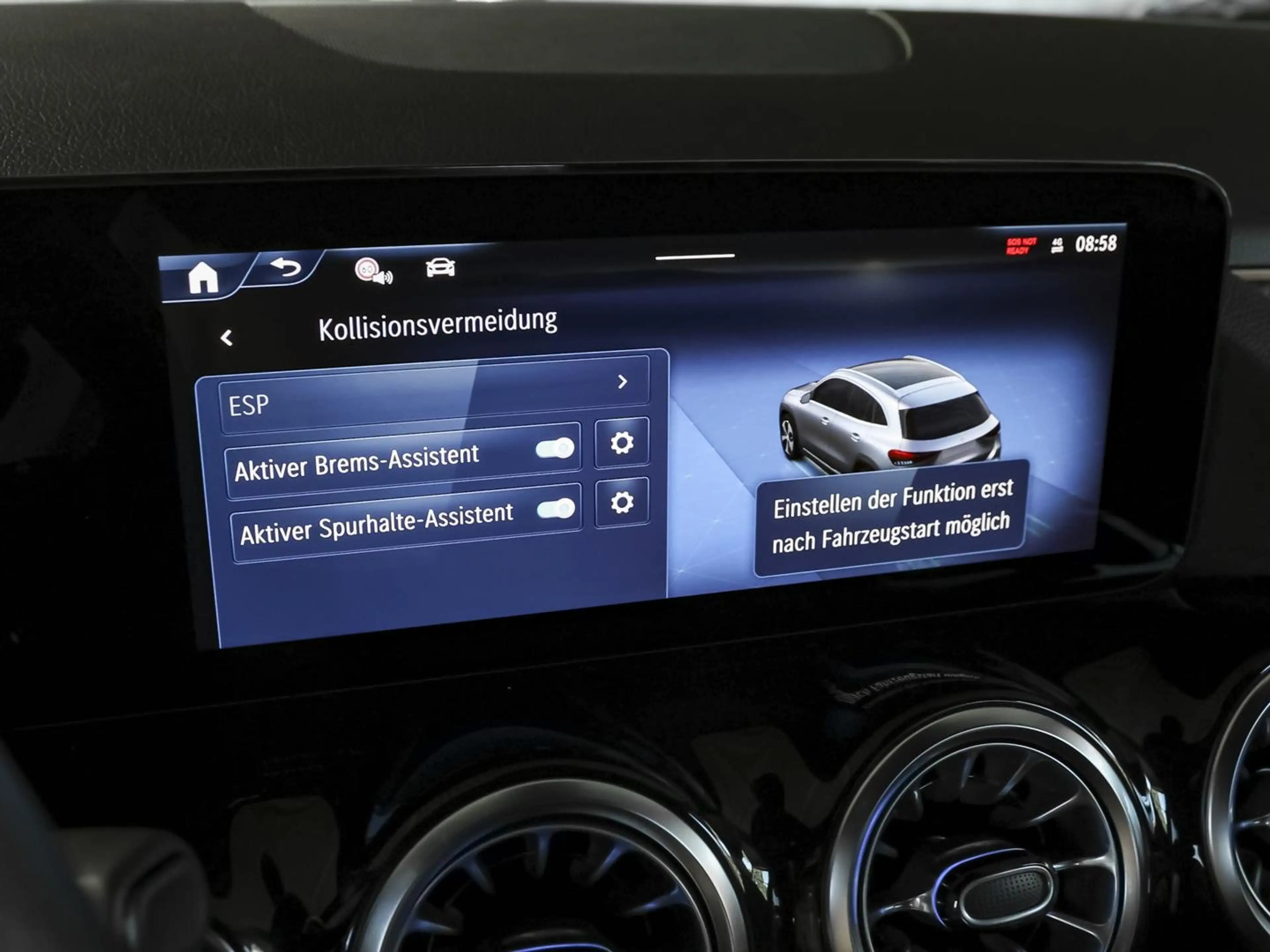 Mercedes-Benz GLA 200 AMG-Advanced Keyless-Go Rückfahrkamera — photo 13
