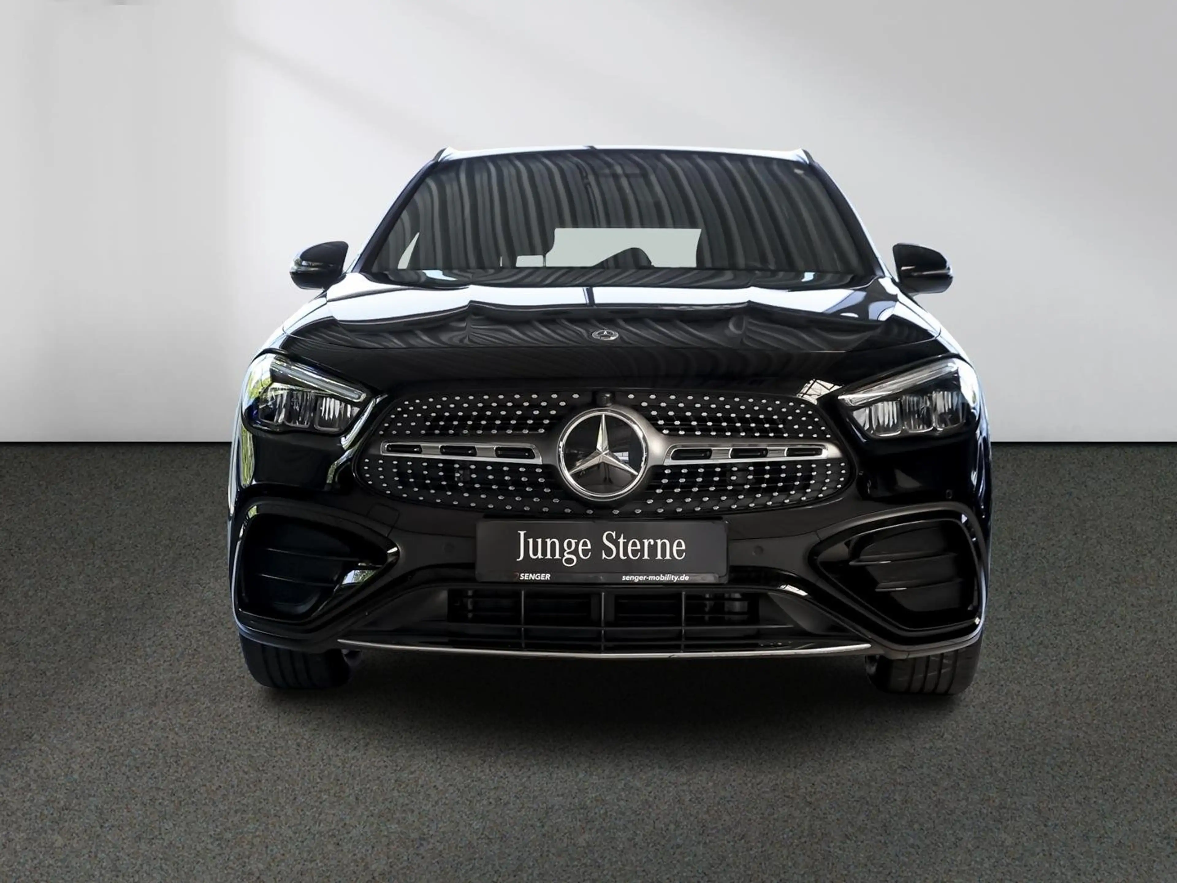 Mercedes-Benz GLA 200 AMG-Advanced Keyless-Go Rückfahrkamera — photo 4