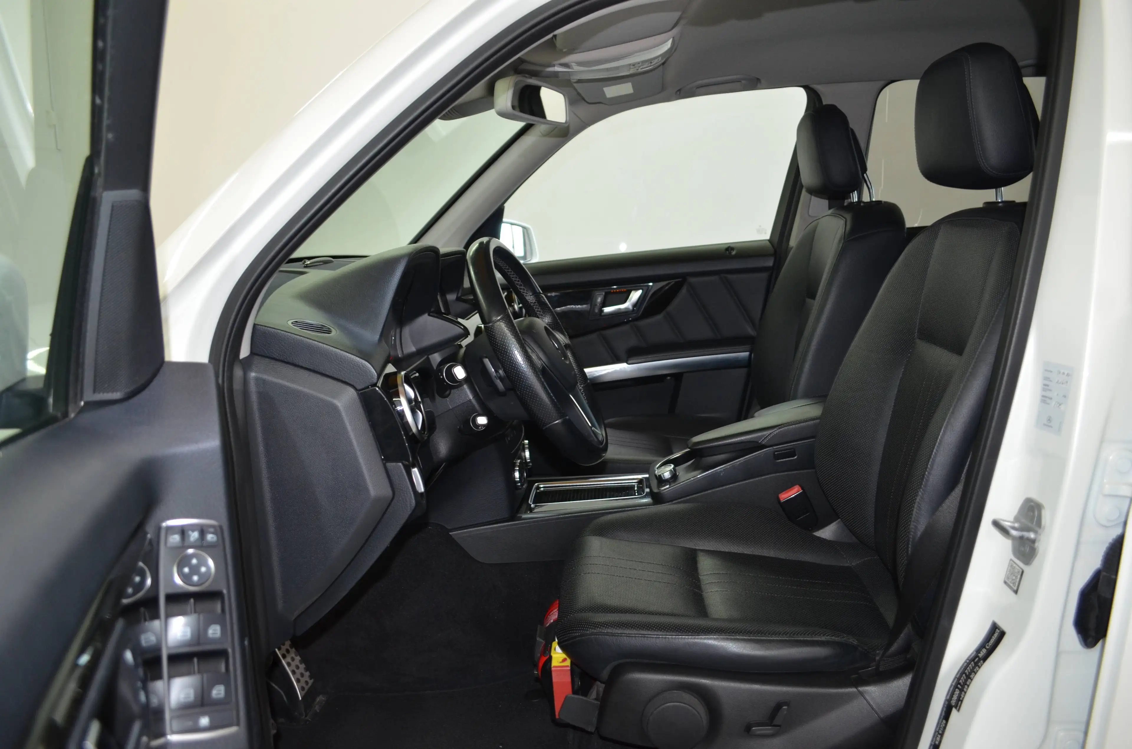 Mercedes-Benz GLK 350 CDI 7G 4M AMG-LINE"LEDER"SITZLLM"KAMERA"DISTR+"AMBIENTE — photo 8