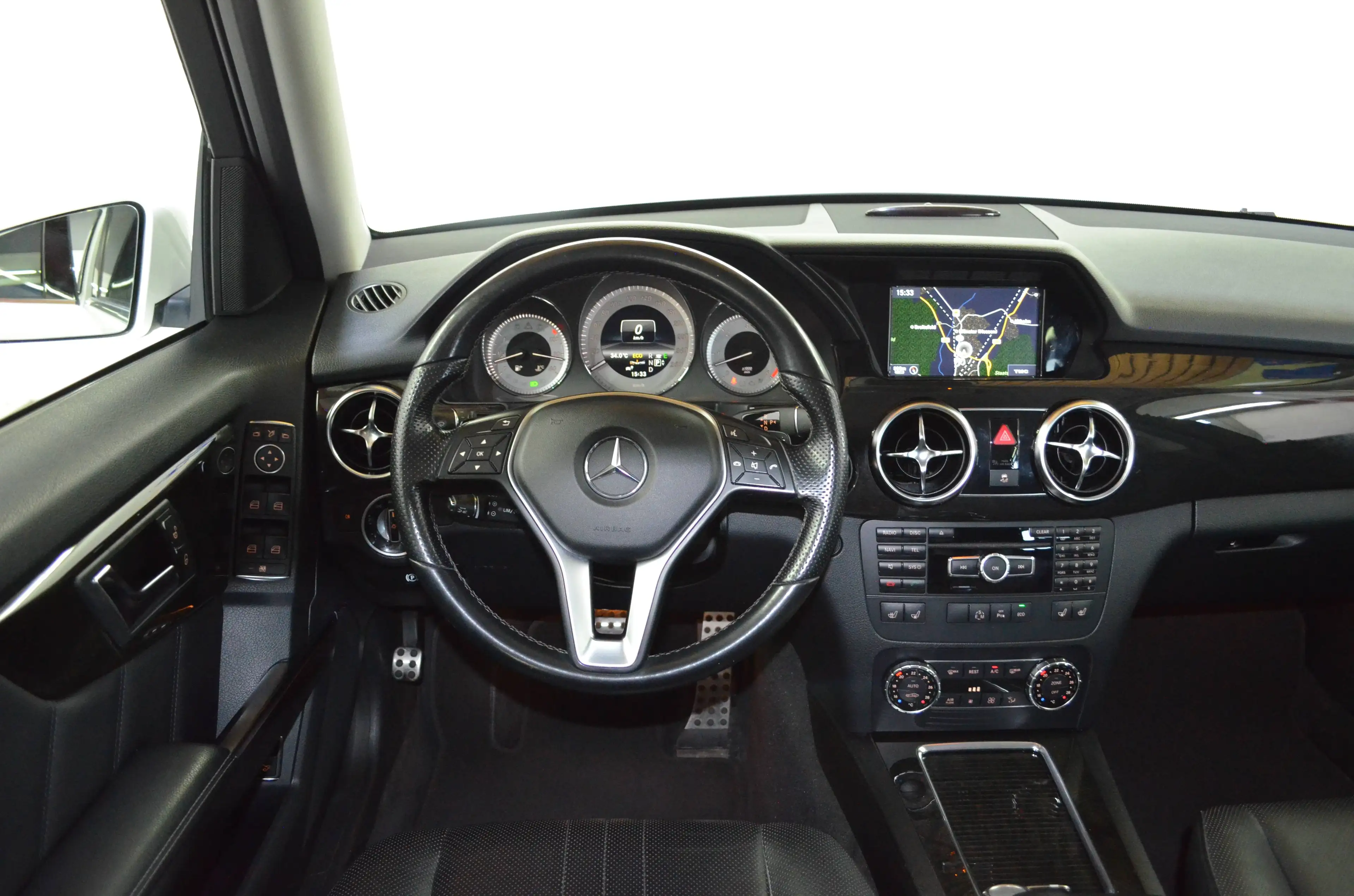 Mercedes-Benz GLK 350 CDI 7G 4M AMG-LINE"LEDER"SITZLLM"KAMERA"DISTR+"AMBIENTE — photo 9