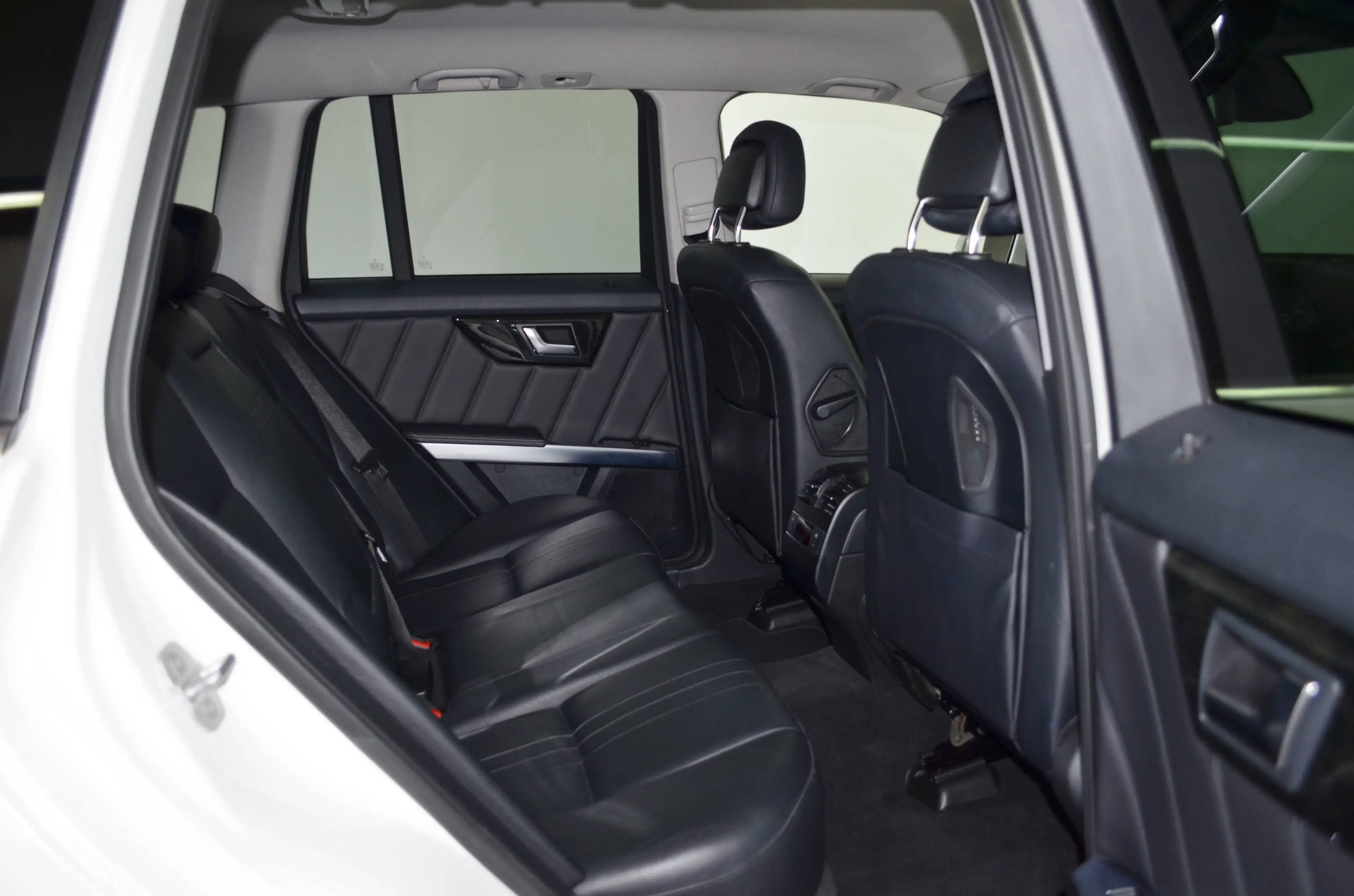 Mercedes-Benz GLK 350 CDI 7G 4M AMG-LINE"LEDER"SITZLLM"KAMERA"DISTR+"AMBIENTE — photo 13