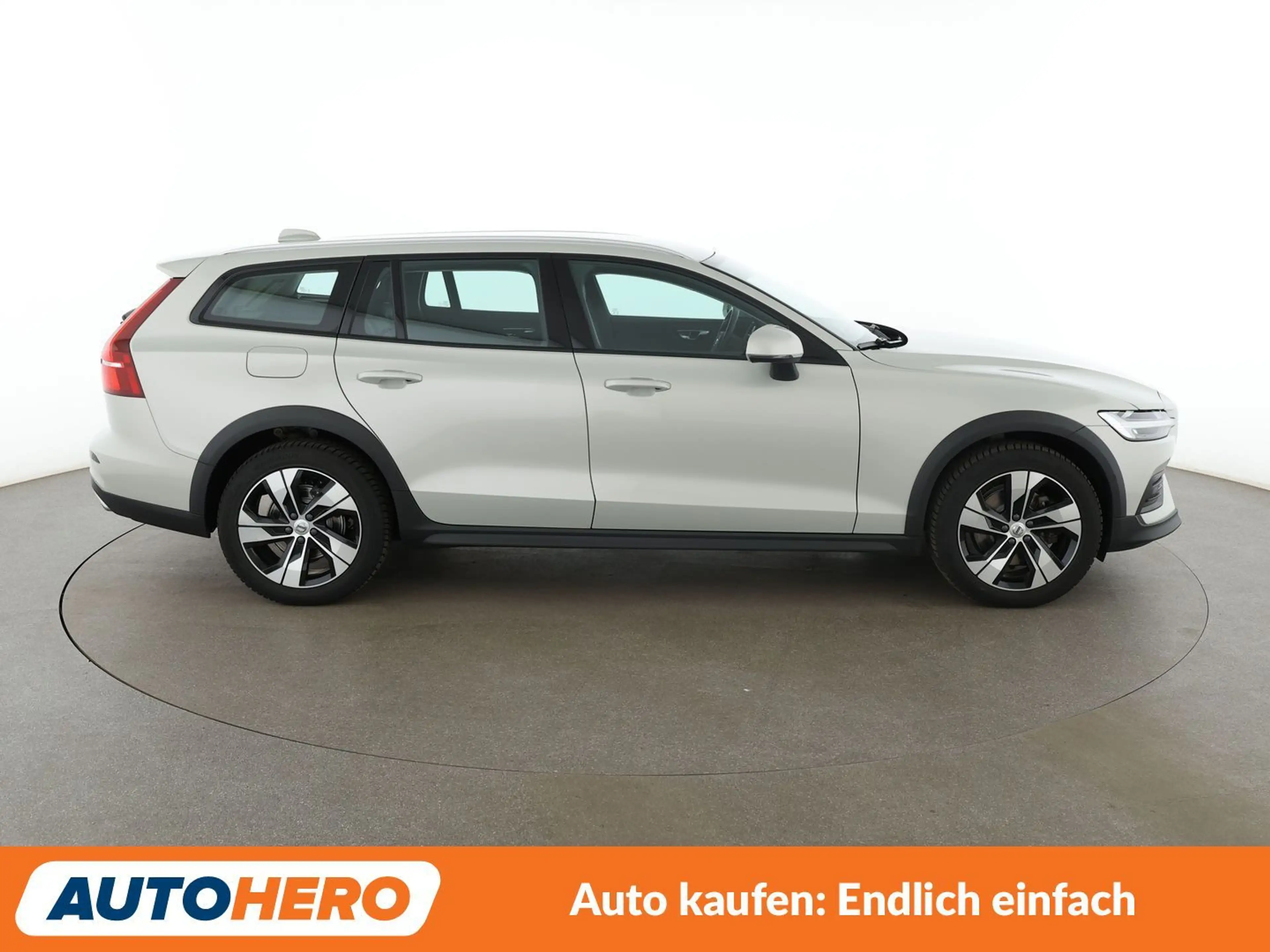 Volvo V60 Cross Country 2.0 B4 Mild-Hybrid Pro AWD Aut.*CAM*NAVI*TEMPO* — photo 6