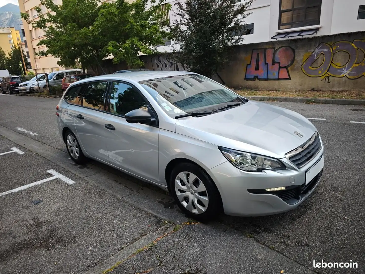 Peugeot 308 1.6 BlueHDi 100ch Style S&S Gris - 1